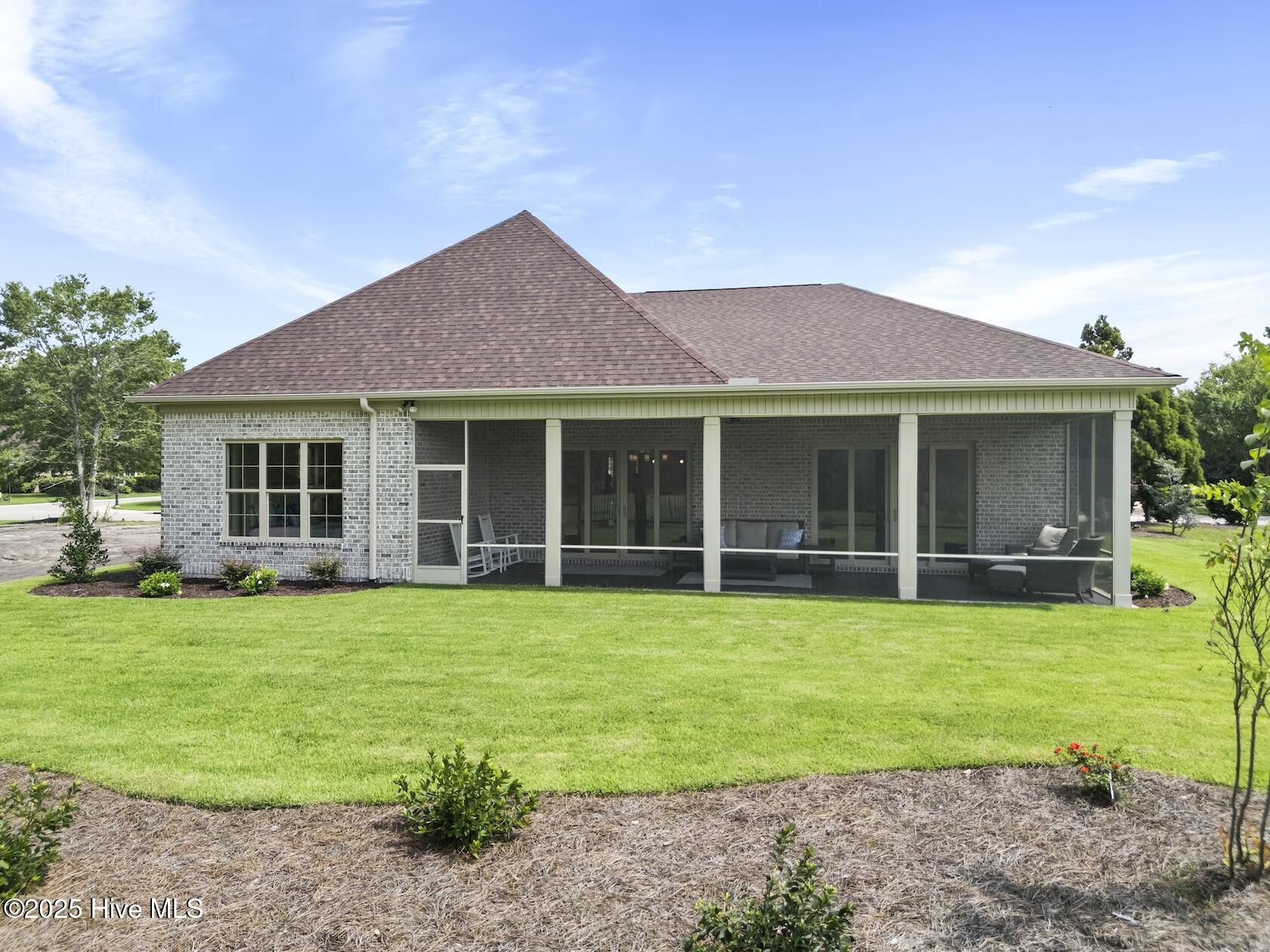 100550201 | Photo 46