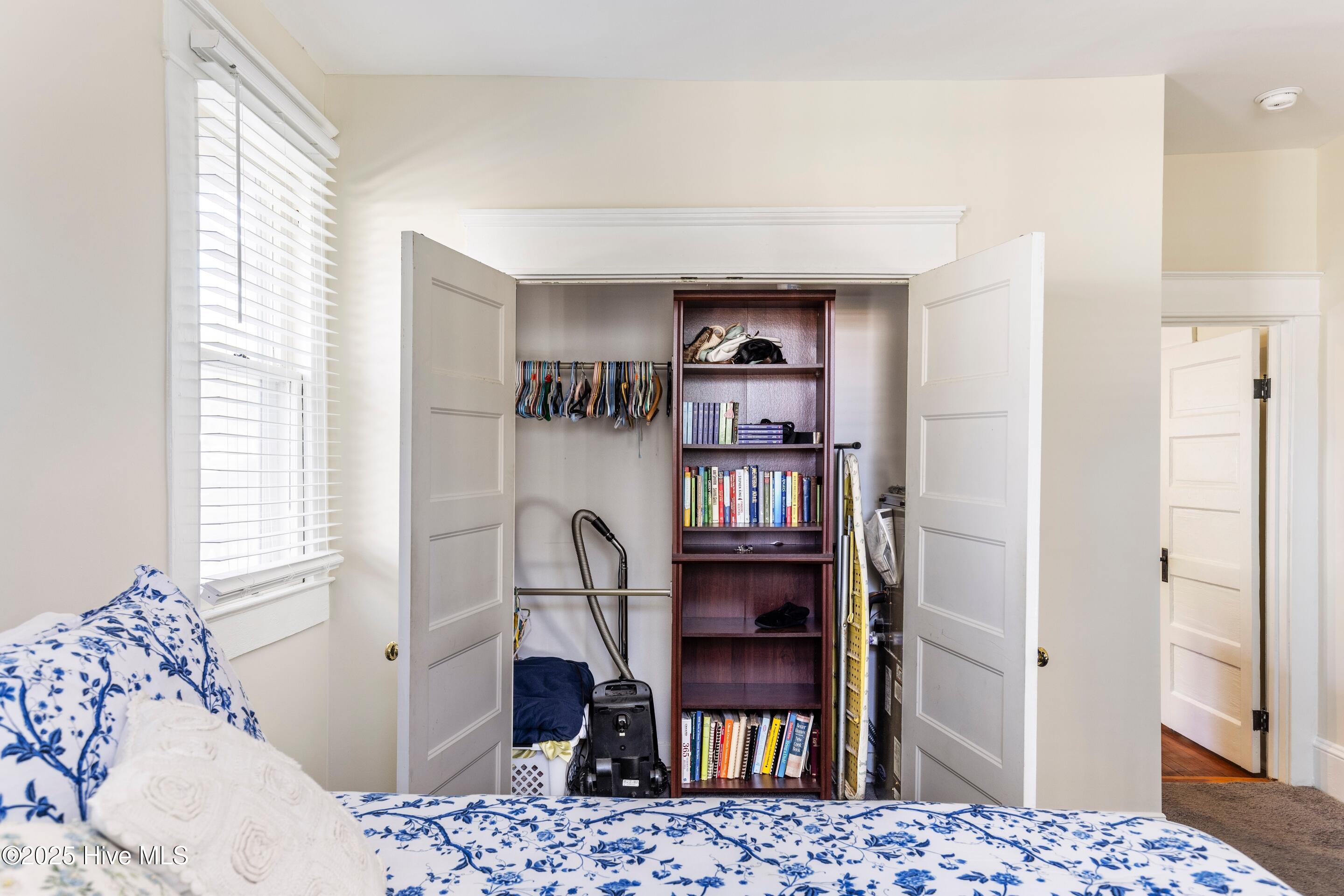 100541674 | Photo 16