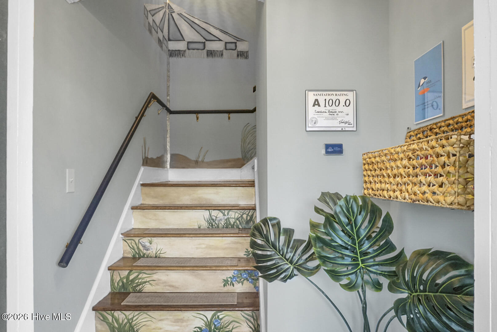 100555839 | Photo 36