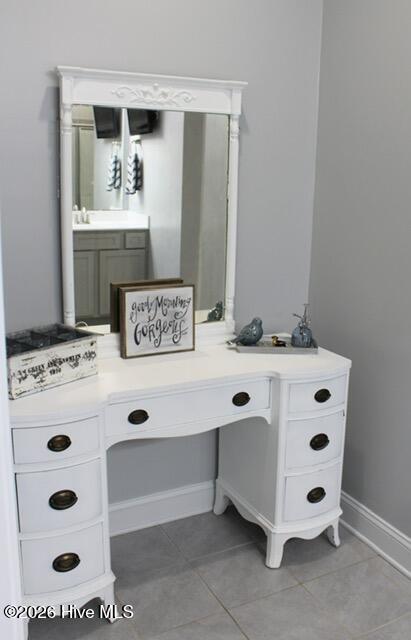 100548455 | Photo 31