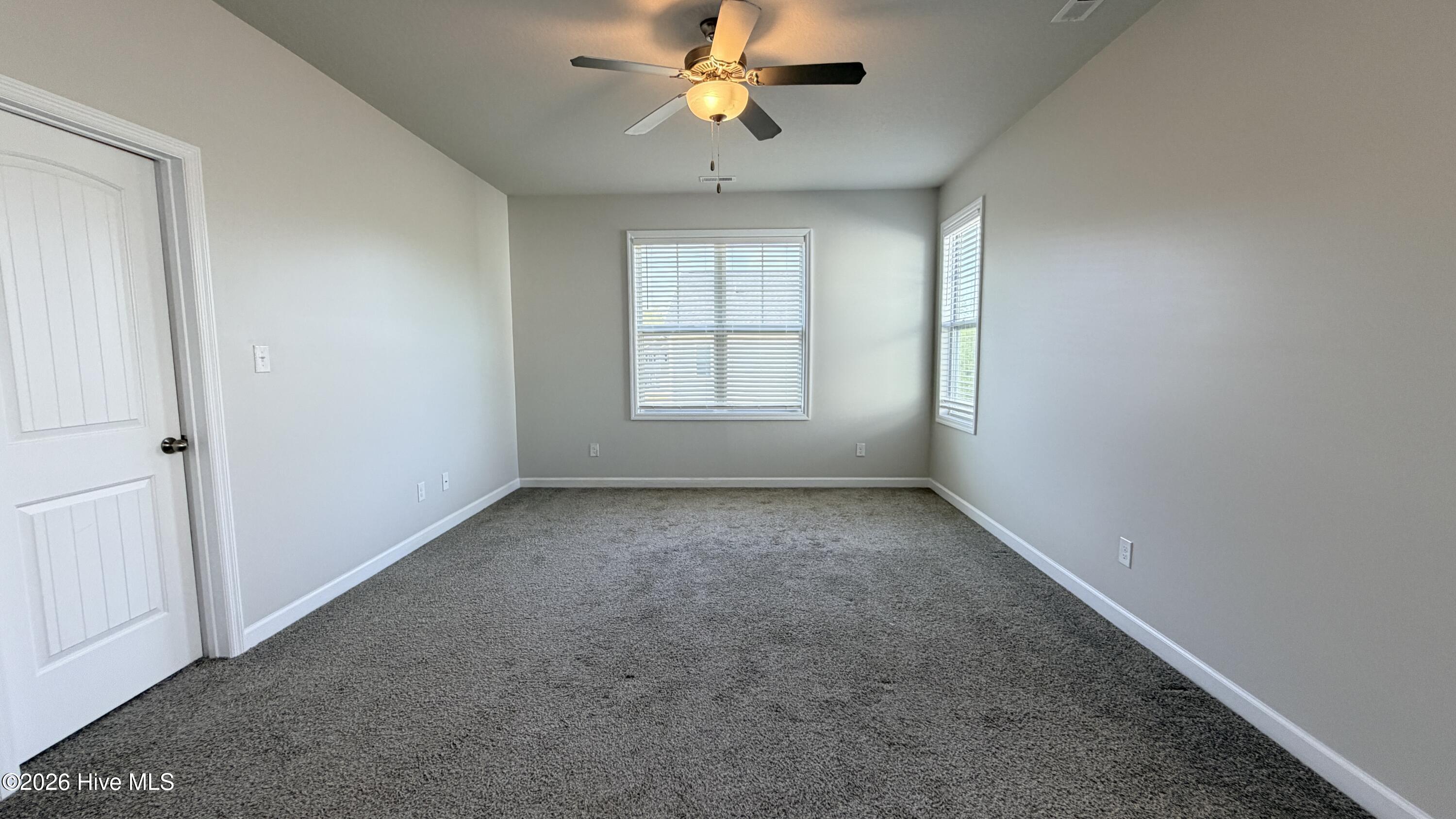 100553003 | Photo 12