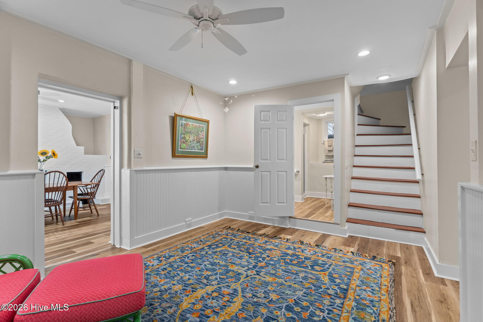 100562122 | Photo 52