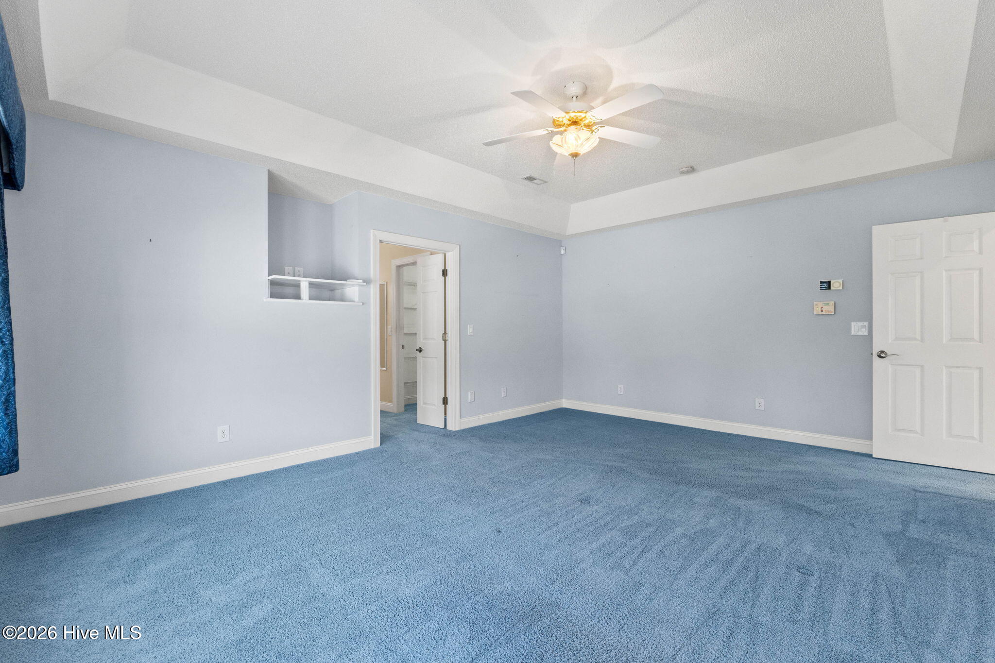 100567537 | Photo 42