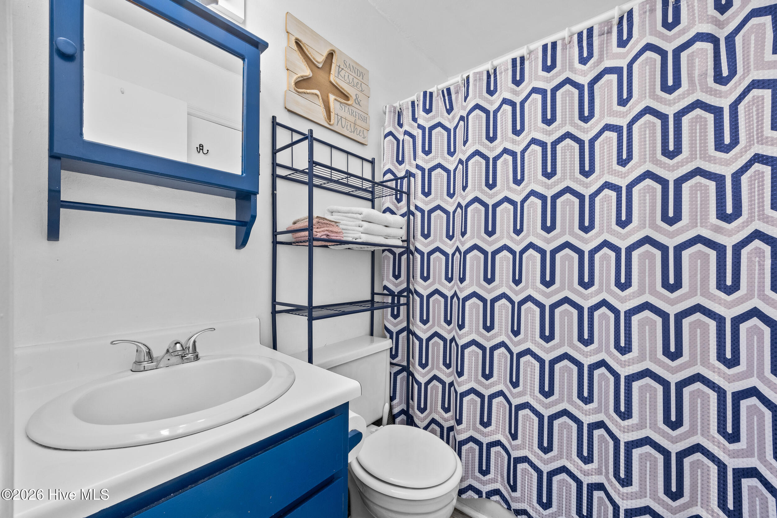 100549784 | Photo 14