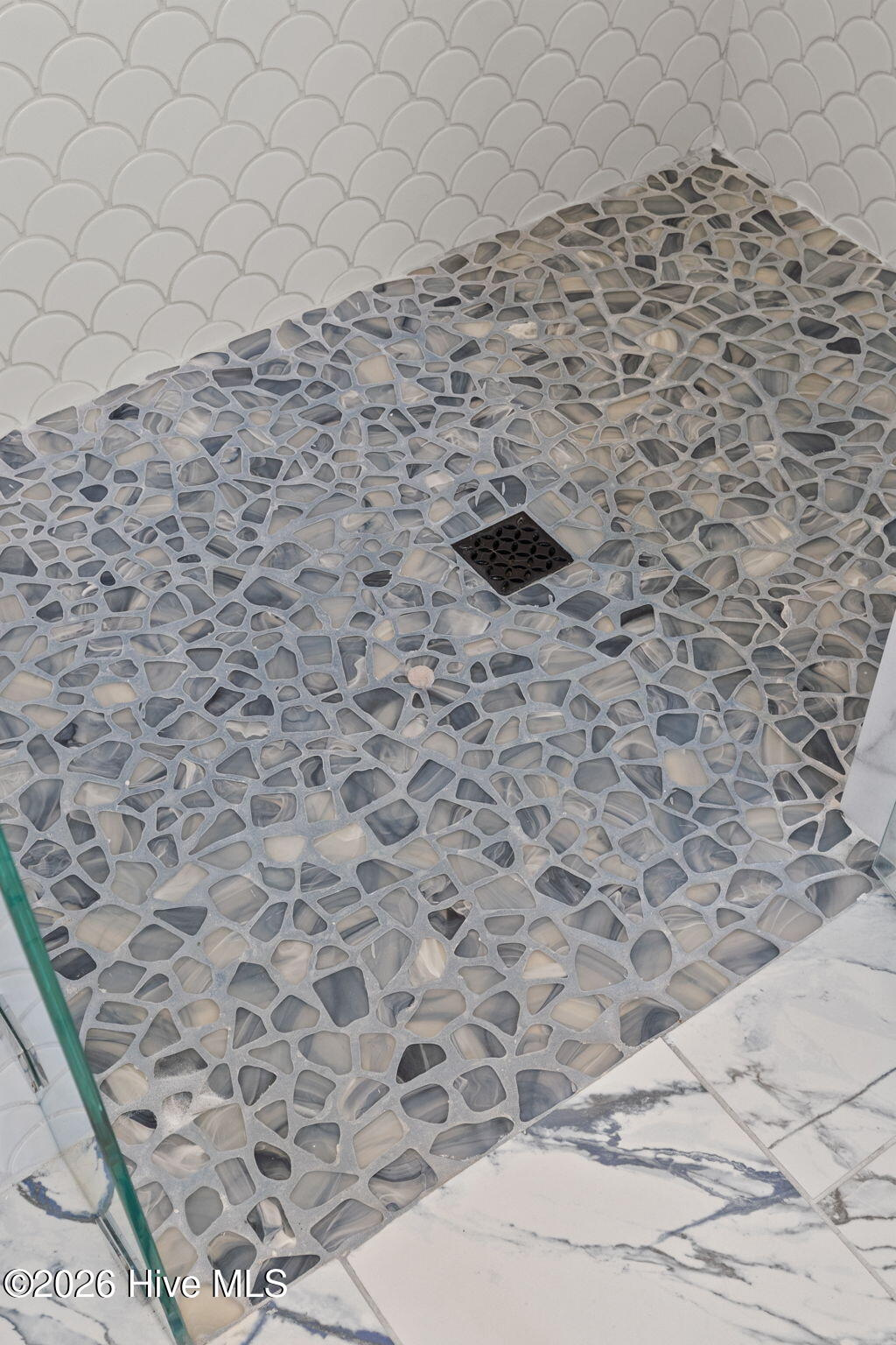 100559050 | Photo 33