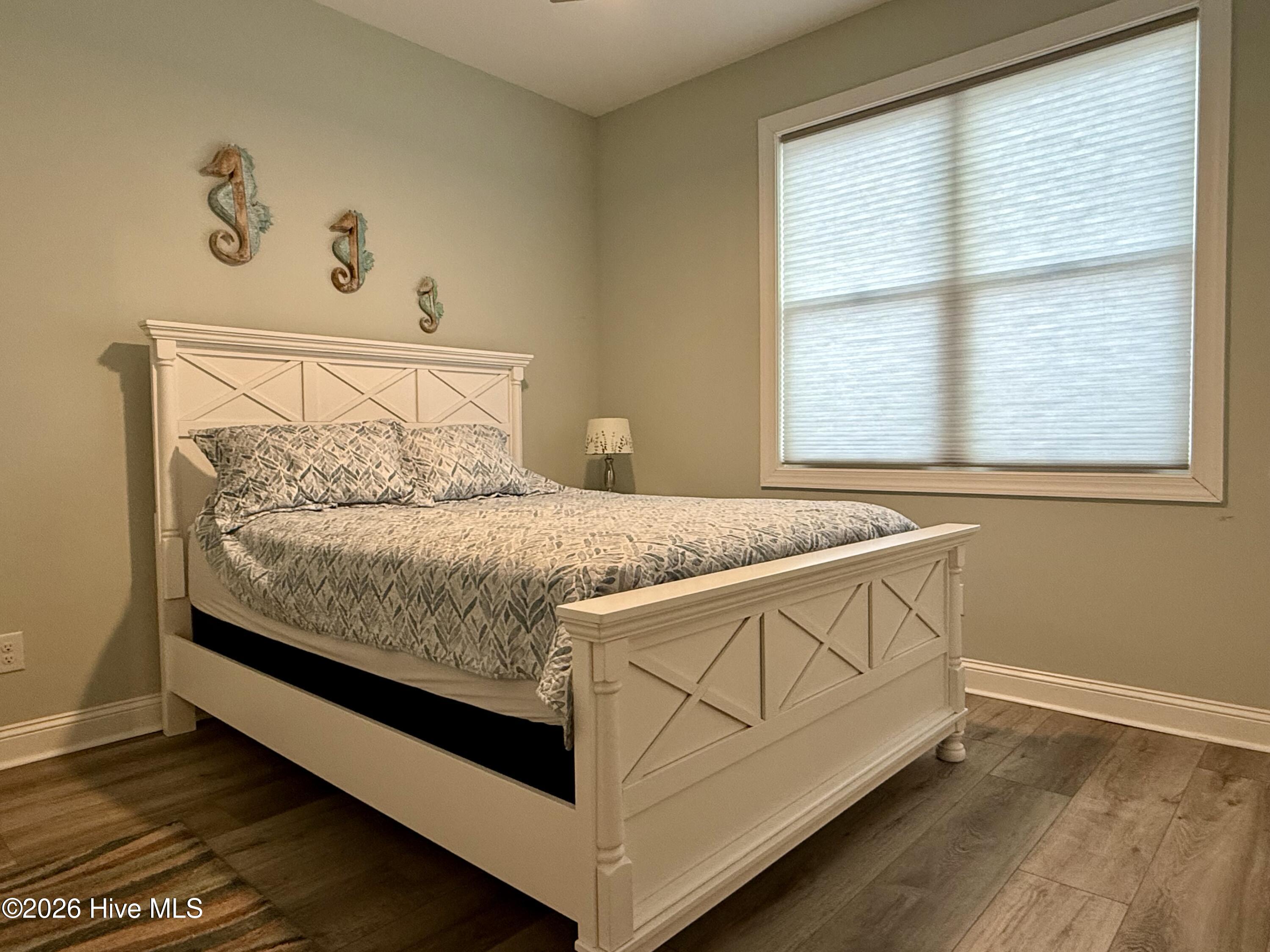100 Evergreen Lane,Pine Knoll Shores