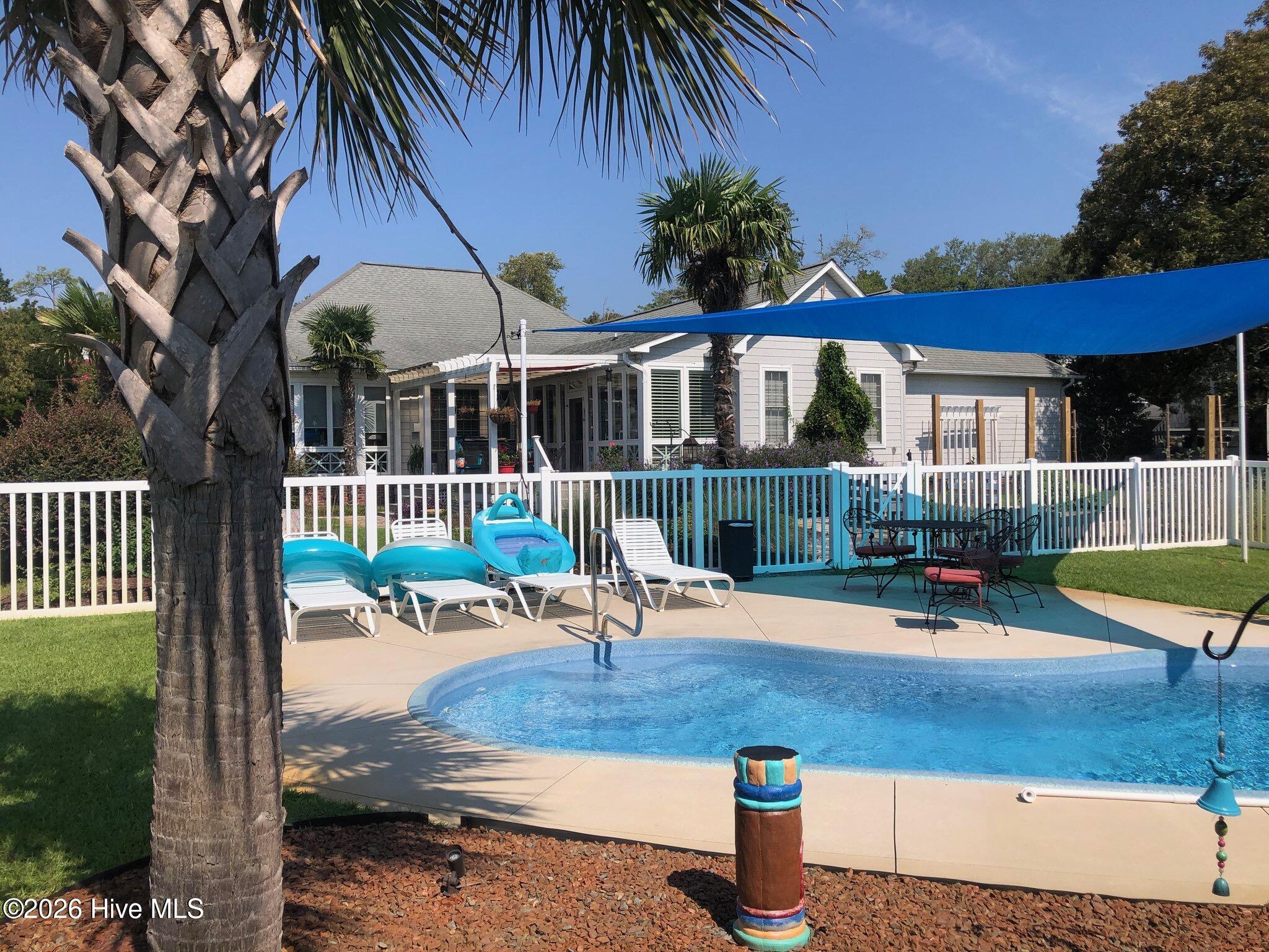 100555353 | Photo 10