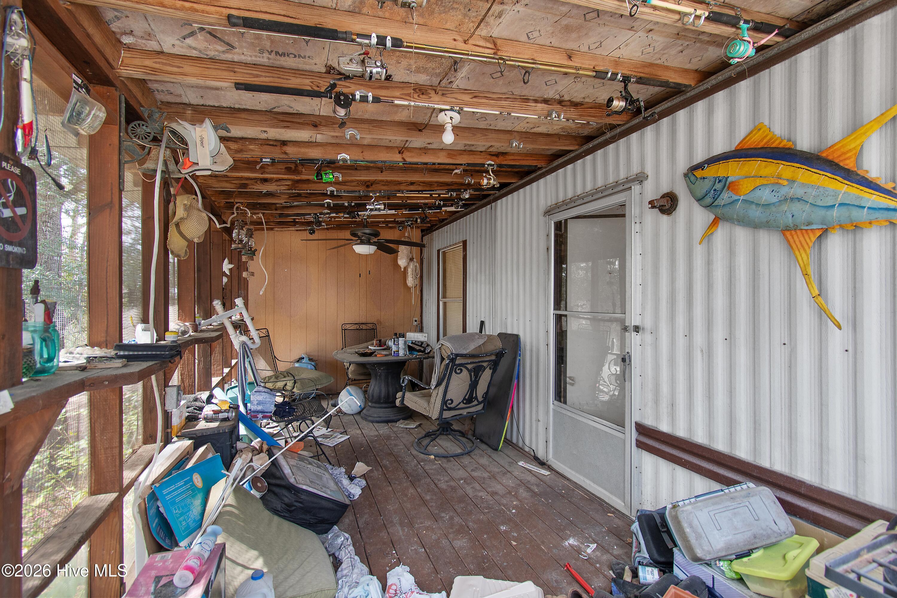 100567014 | Photo 14