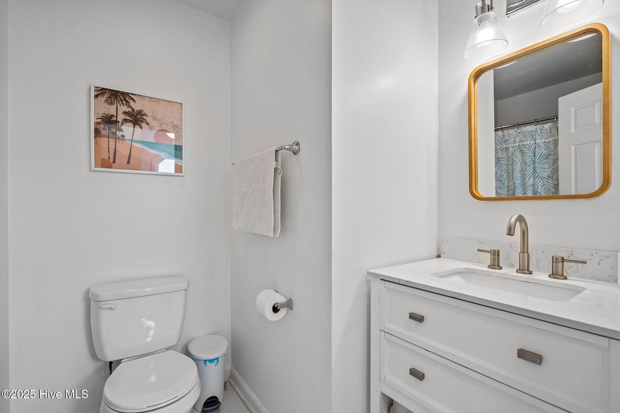 100544620 | Photo 47