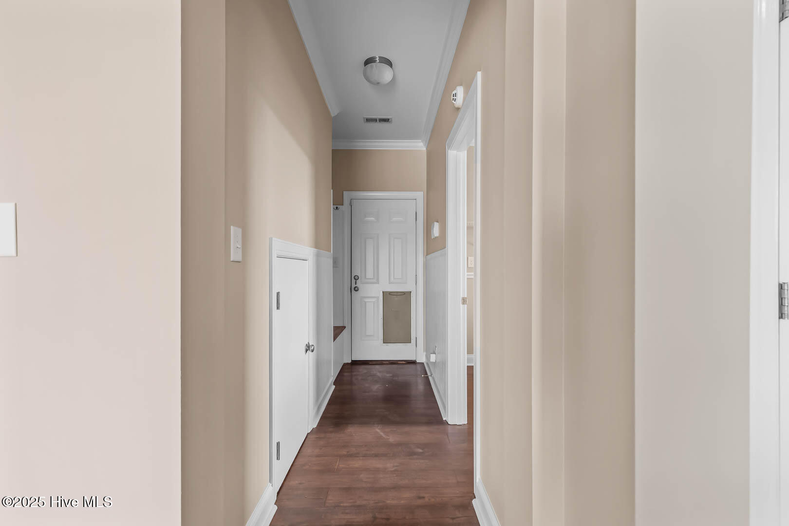 100532827 | Photo 26