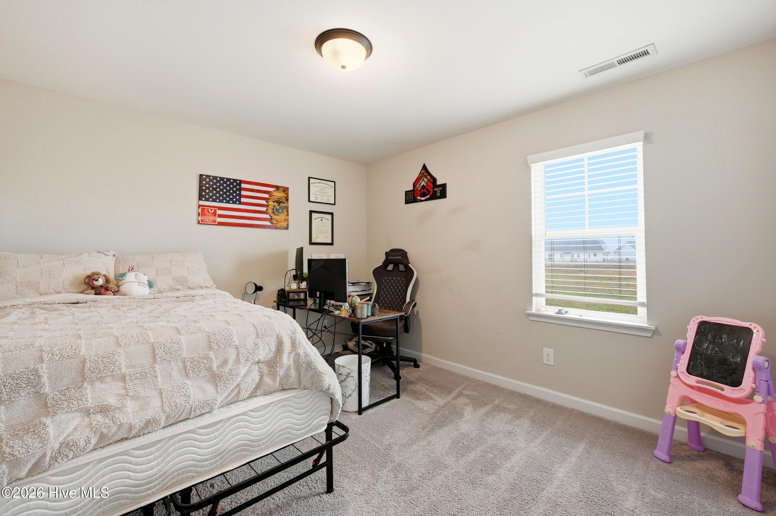 100553375 | Photo 17