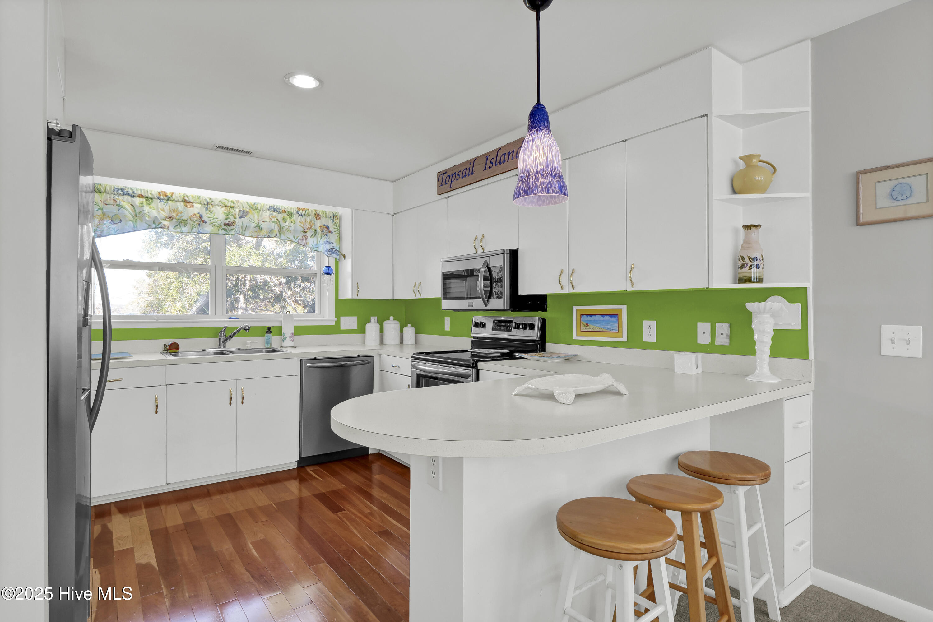 111 Cutlass Drive, Surf City, NC, 28445