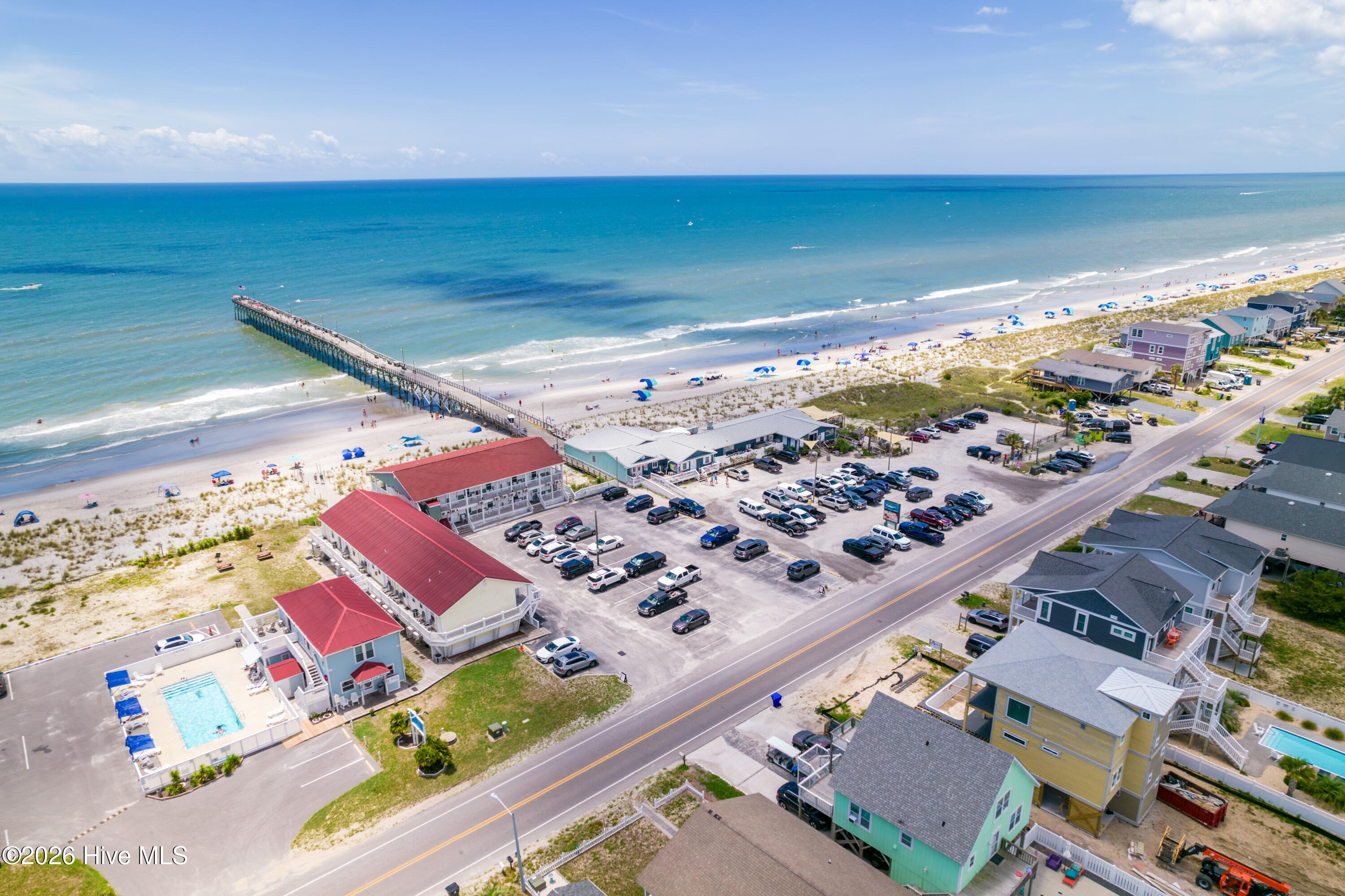 100569220 | Photo 55