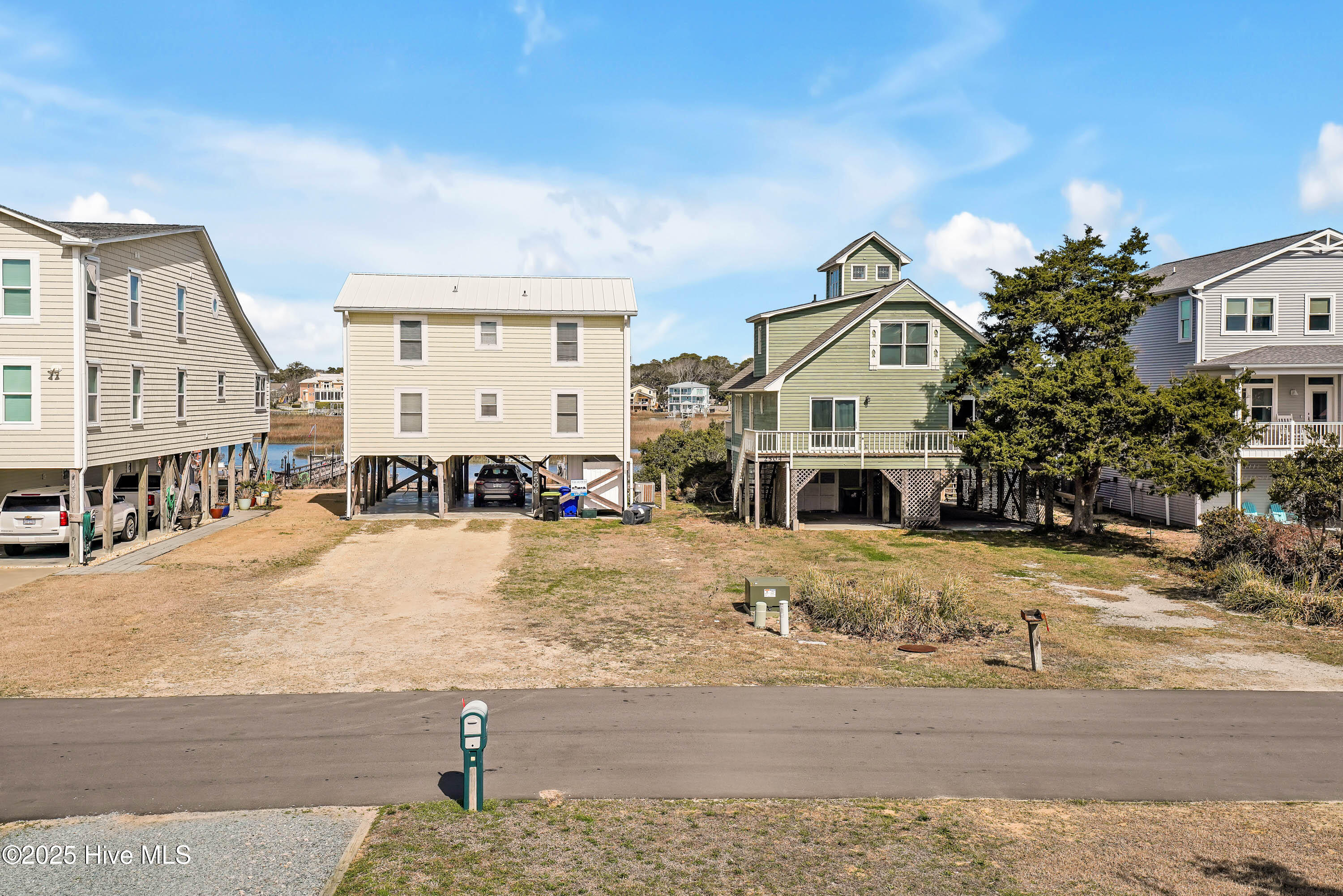 100543456 | Photo 33