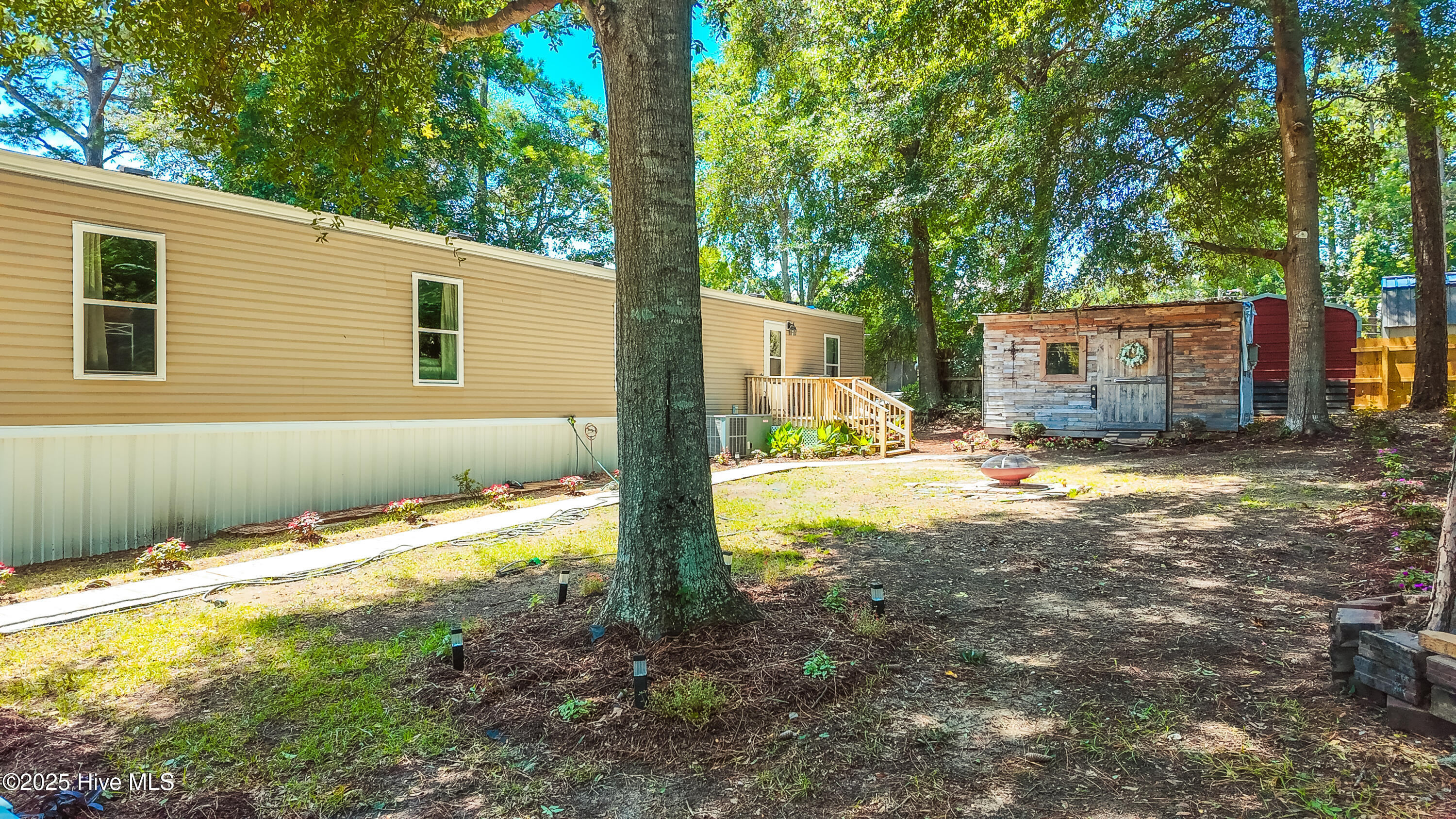 100517636 | Photo 47