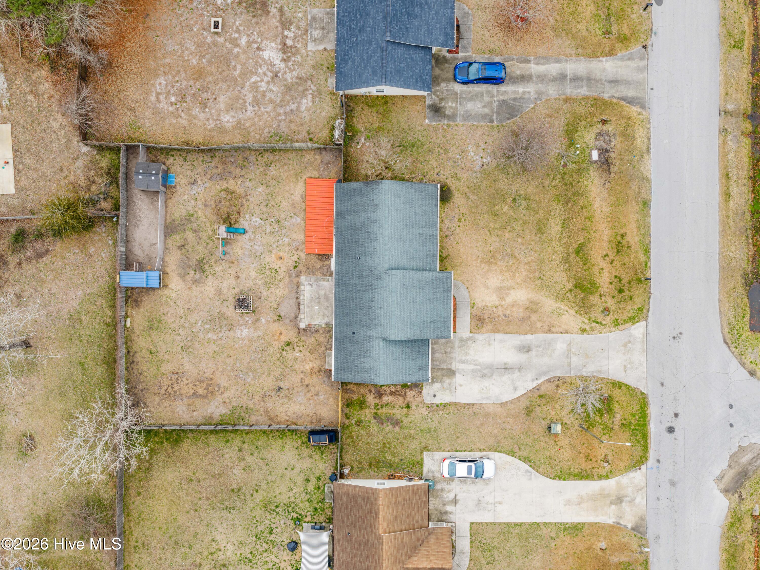 100556081 | Photo 34