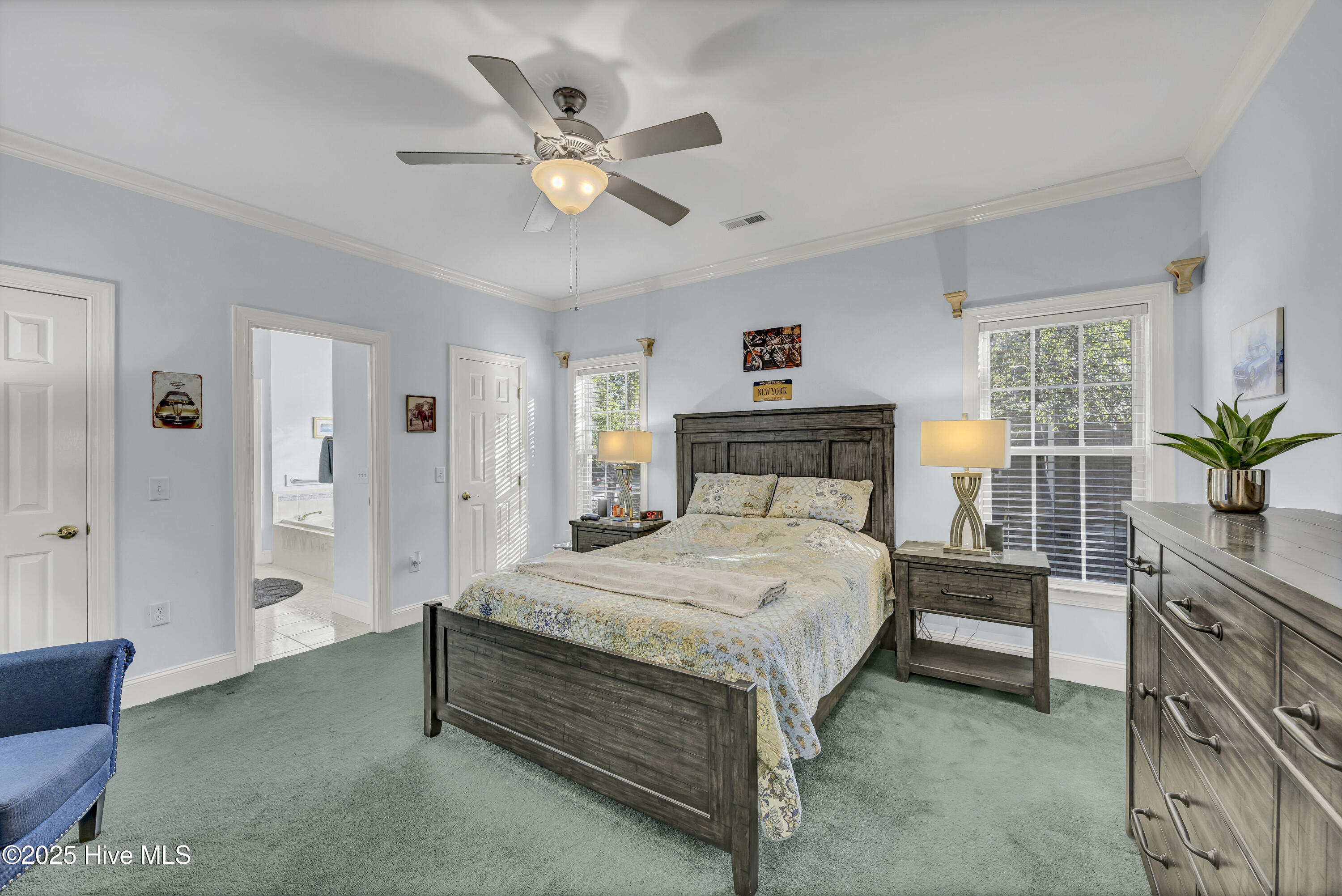 100546404 | Photo 14