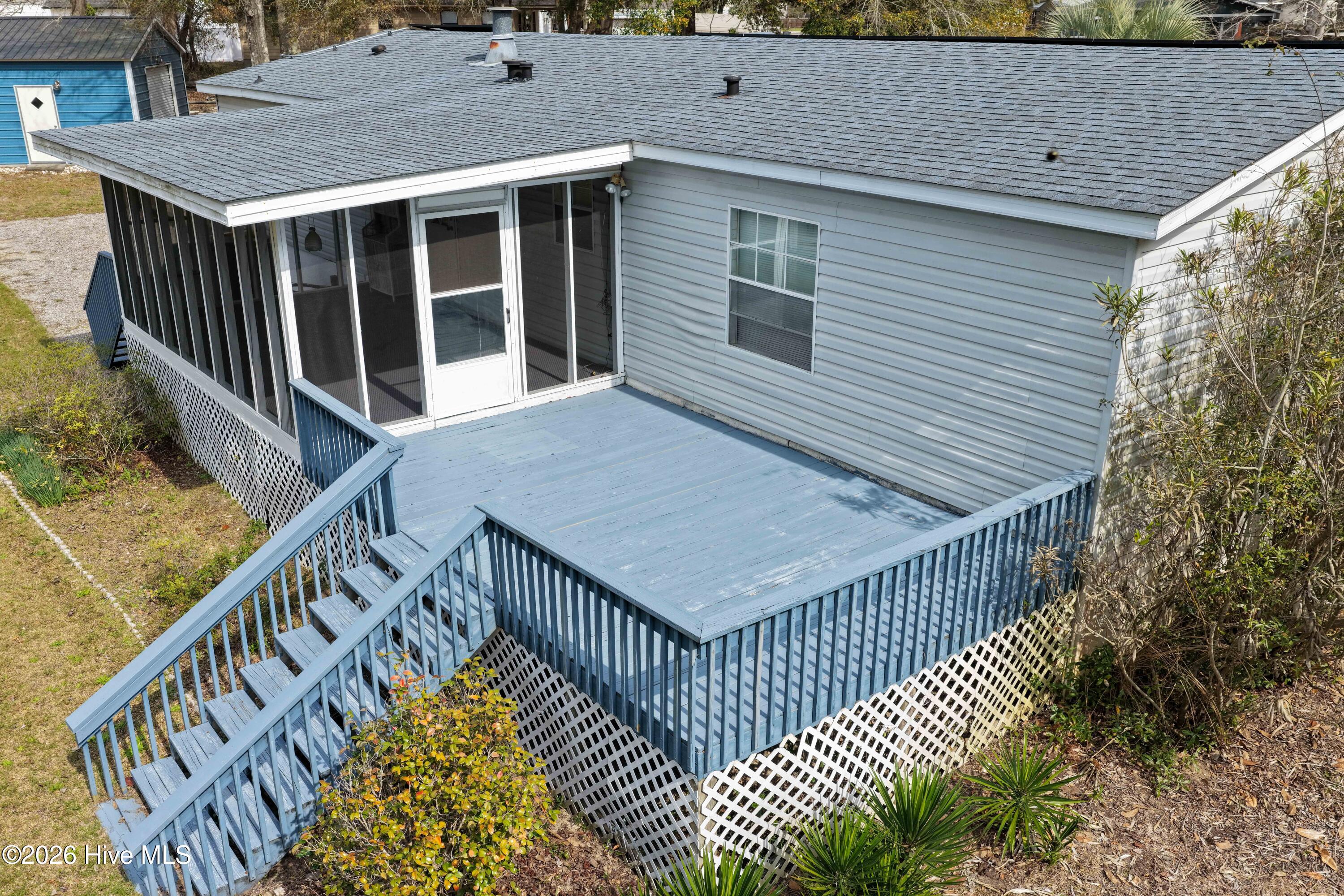 100560378 | Photo 18