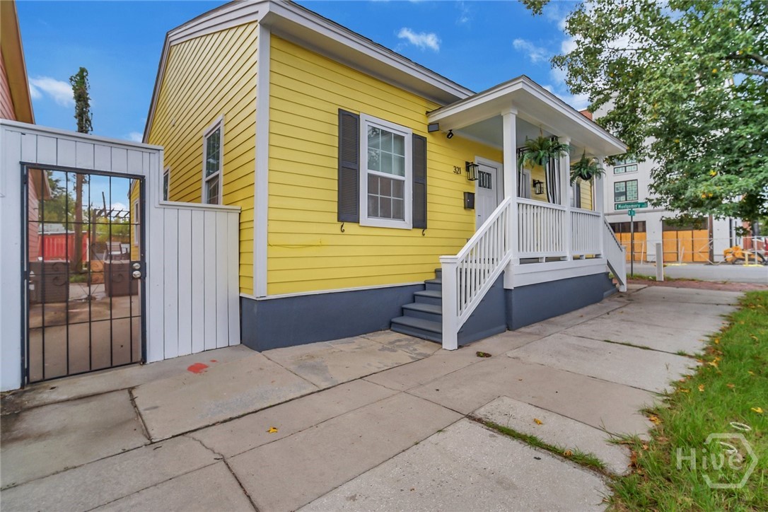 Featured Listings Featured Listings
