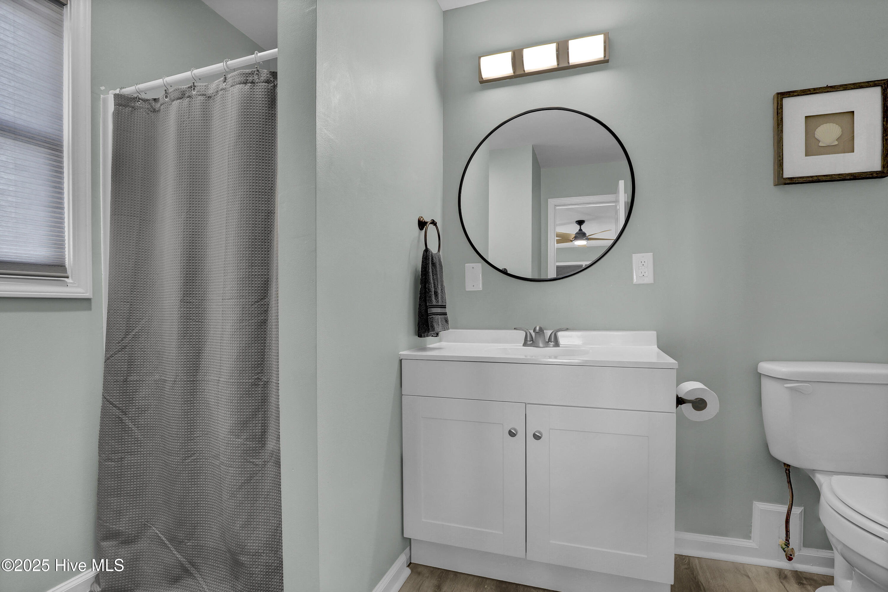 100543531 | Photo 13