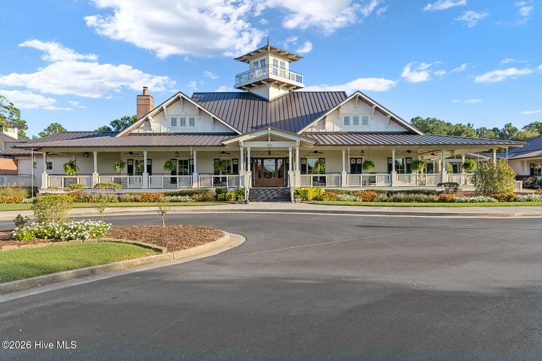 100558042 | Photo 90