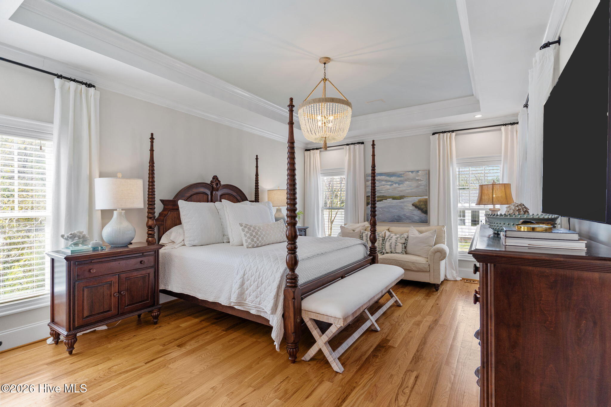 100561575 | Photo 23