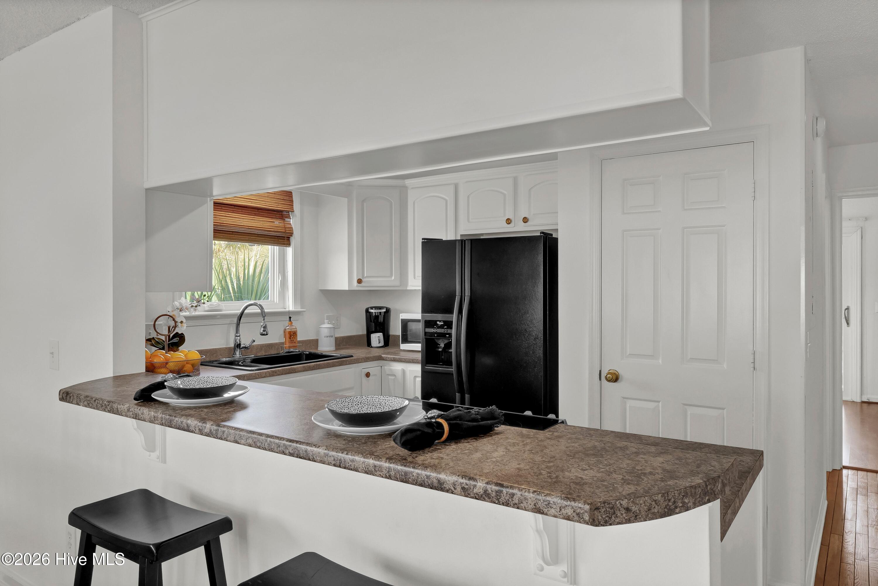 100561645 | Photo 17