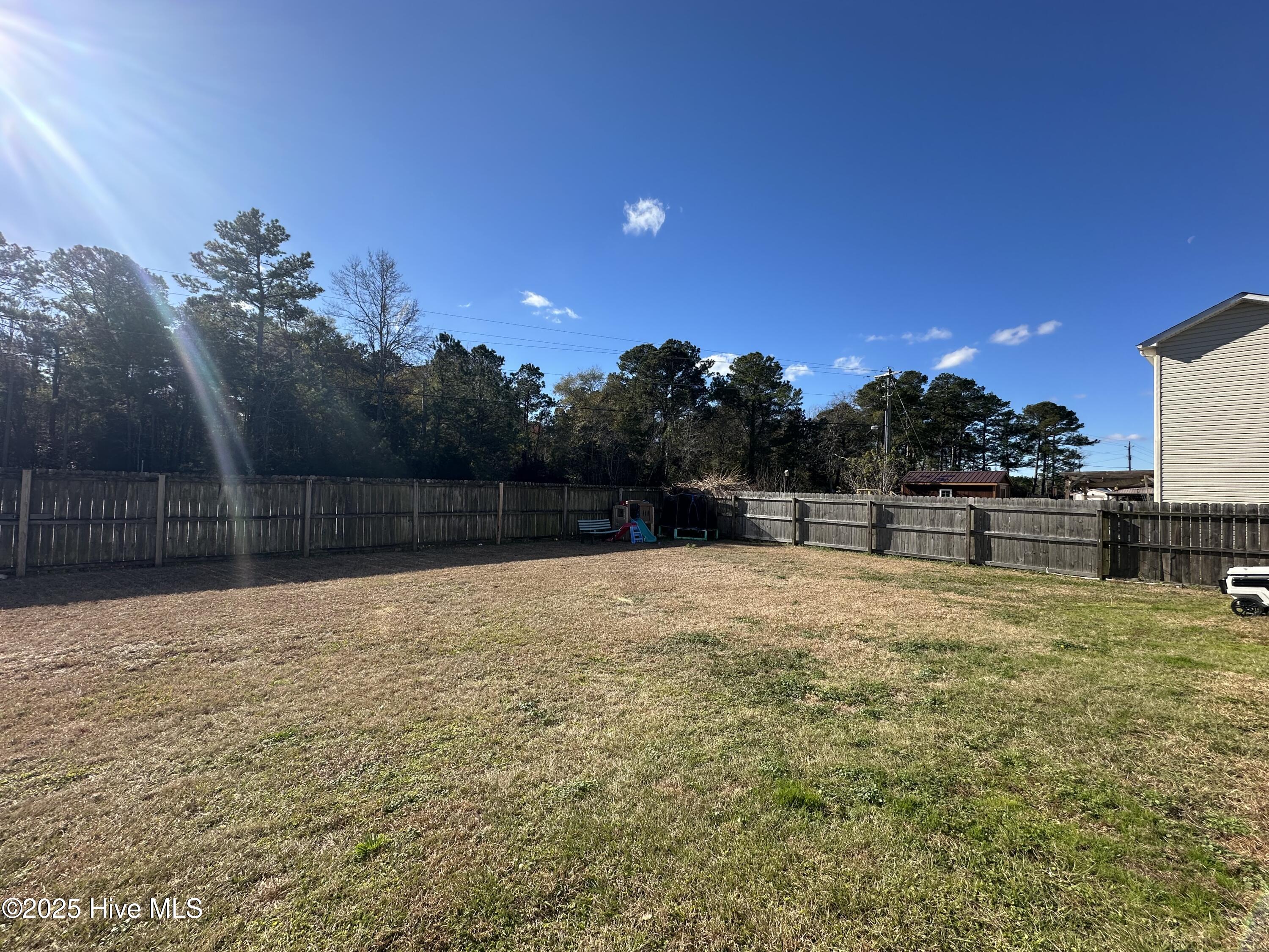 100545130 | Photo 31