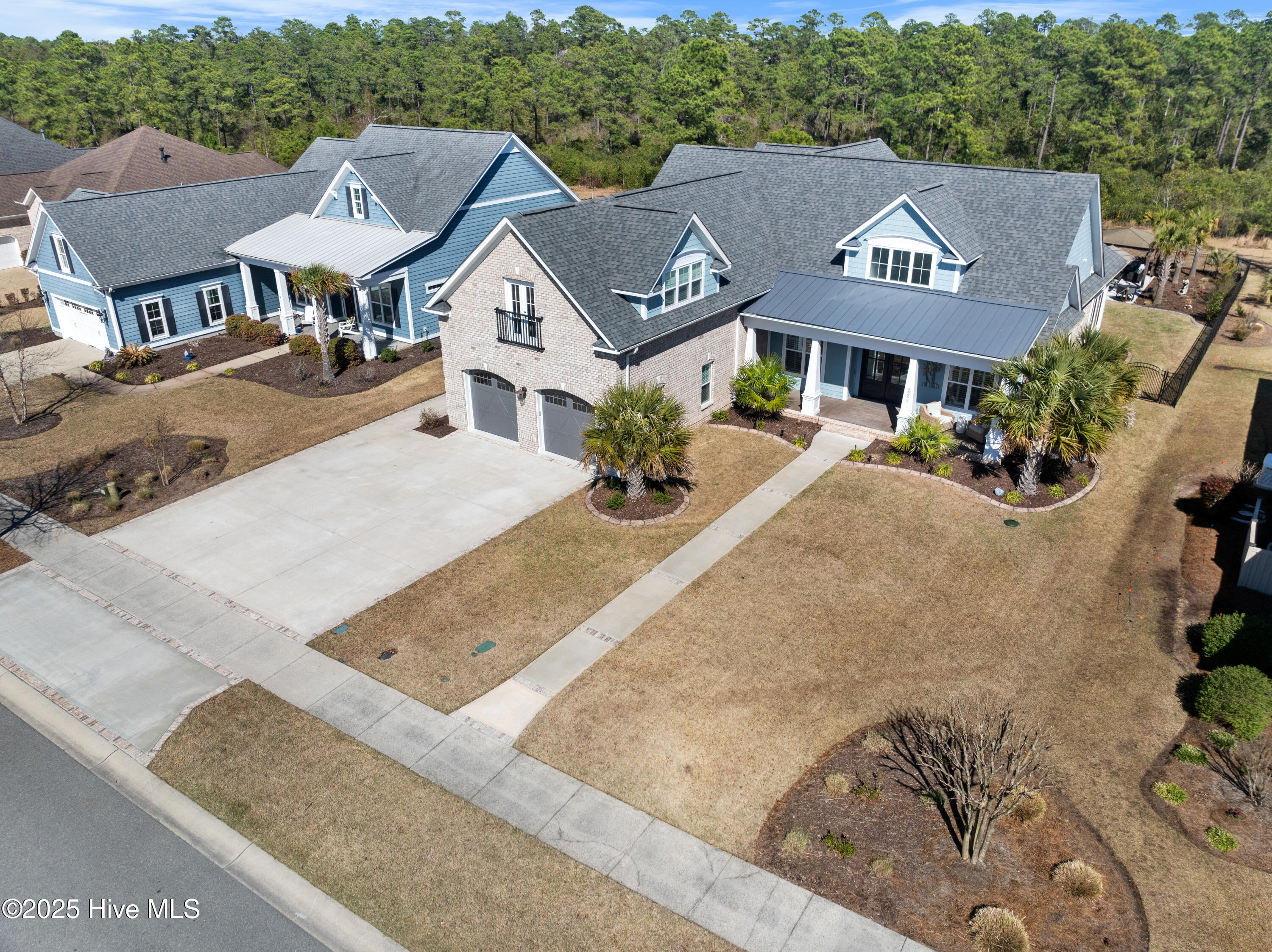 100494528 | Photo 66