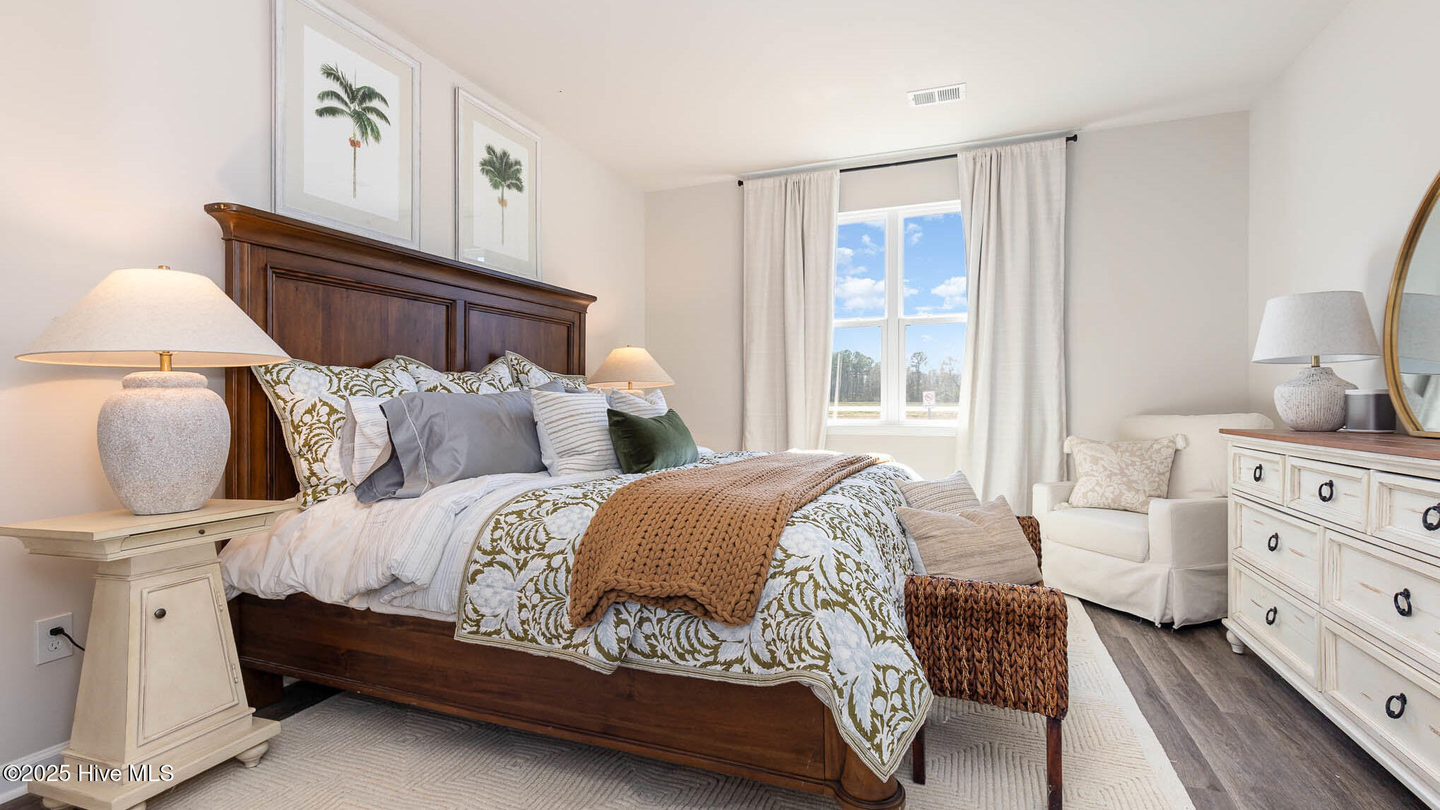 100510304 | Photo 16