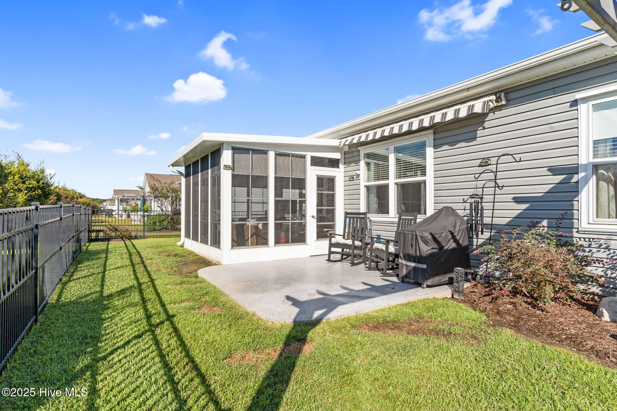 100535232 | Photo 39