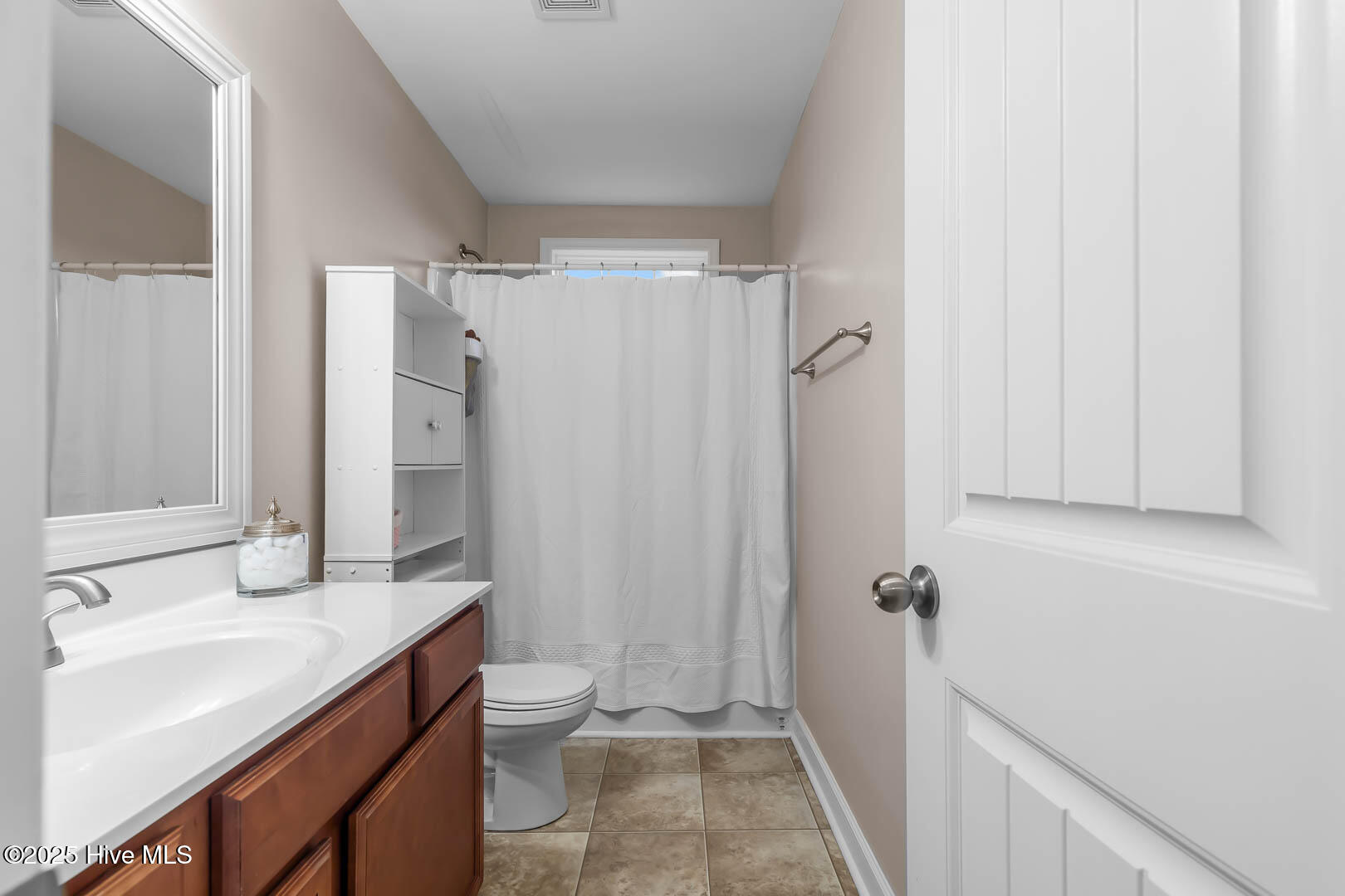 100541286 | Photo 26