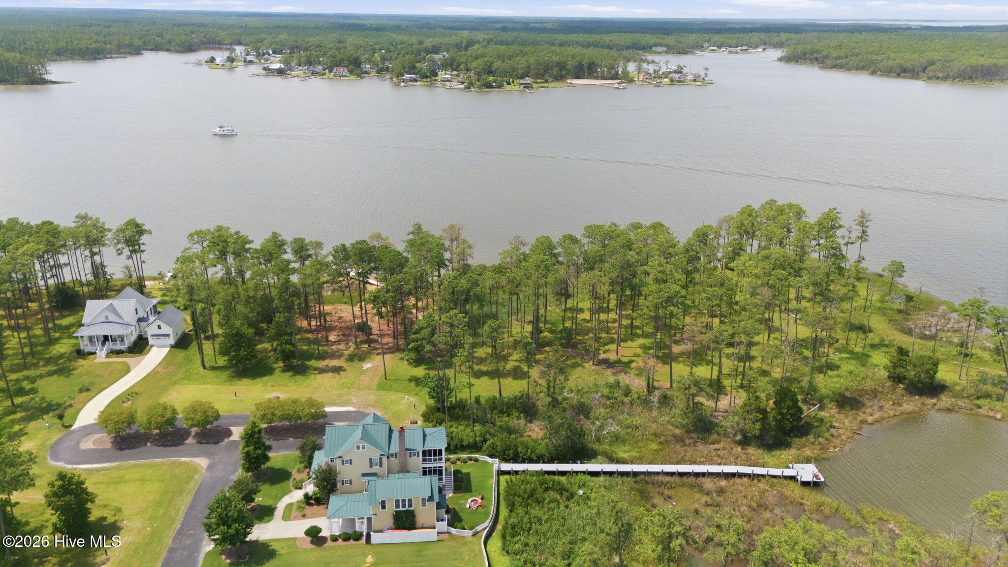 238 20 Oyster Point Road,Oriental