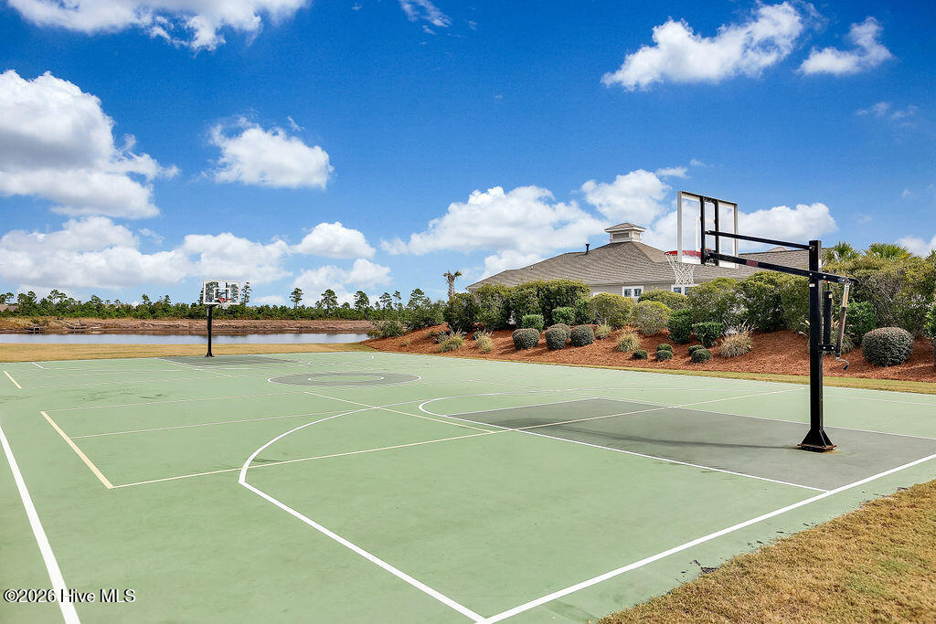 100555055 | Photo 56