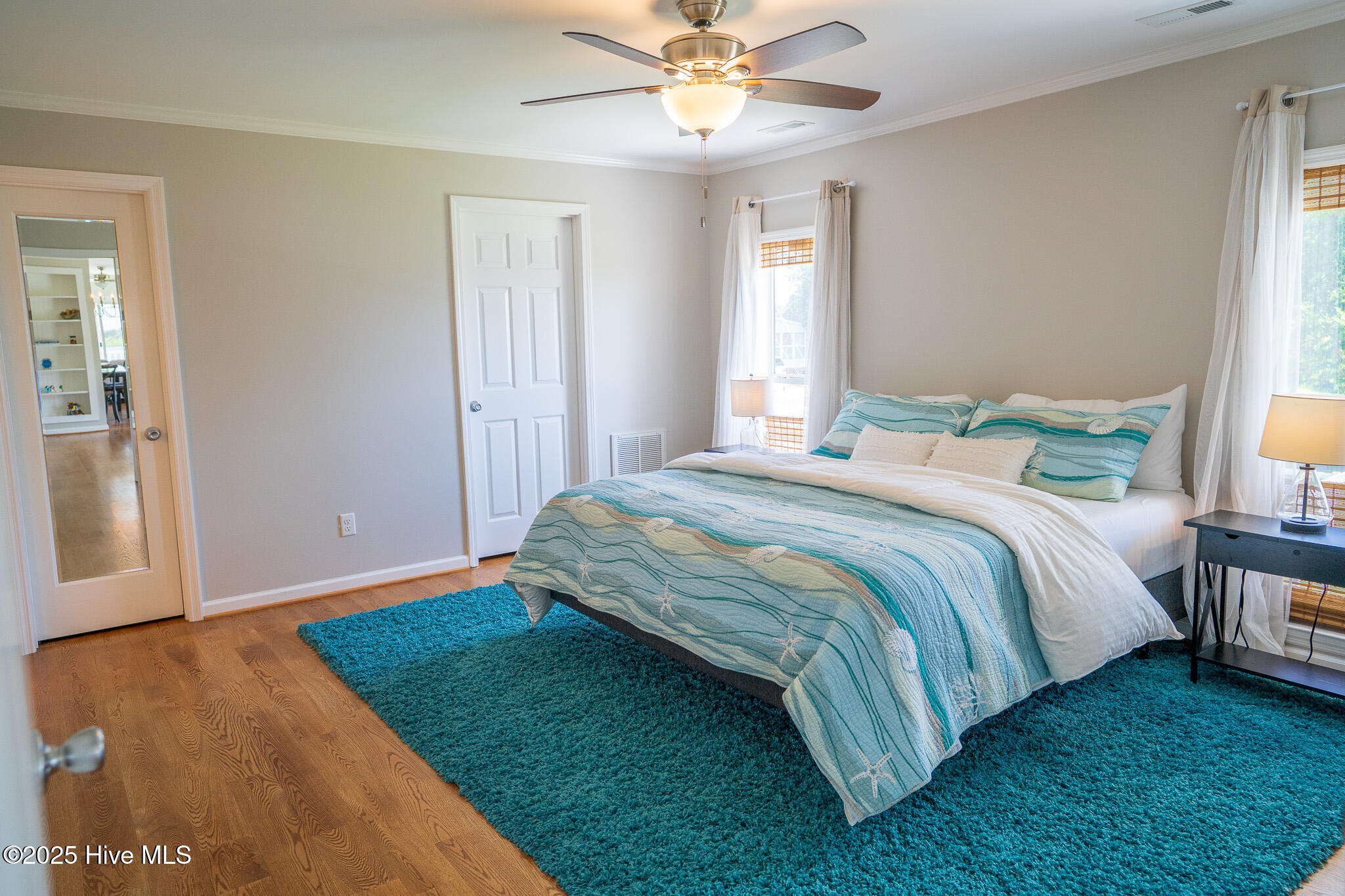 100516311 | Photo 22