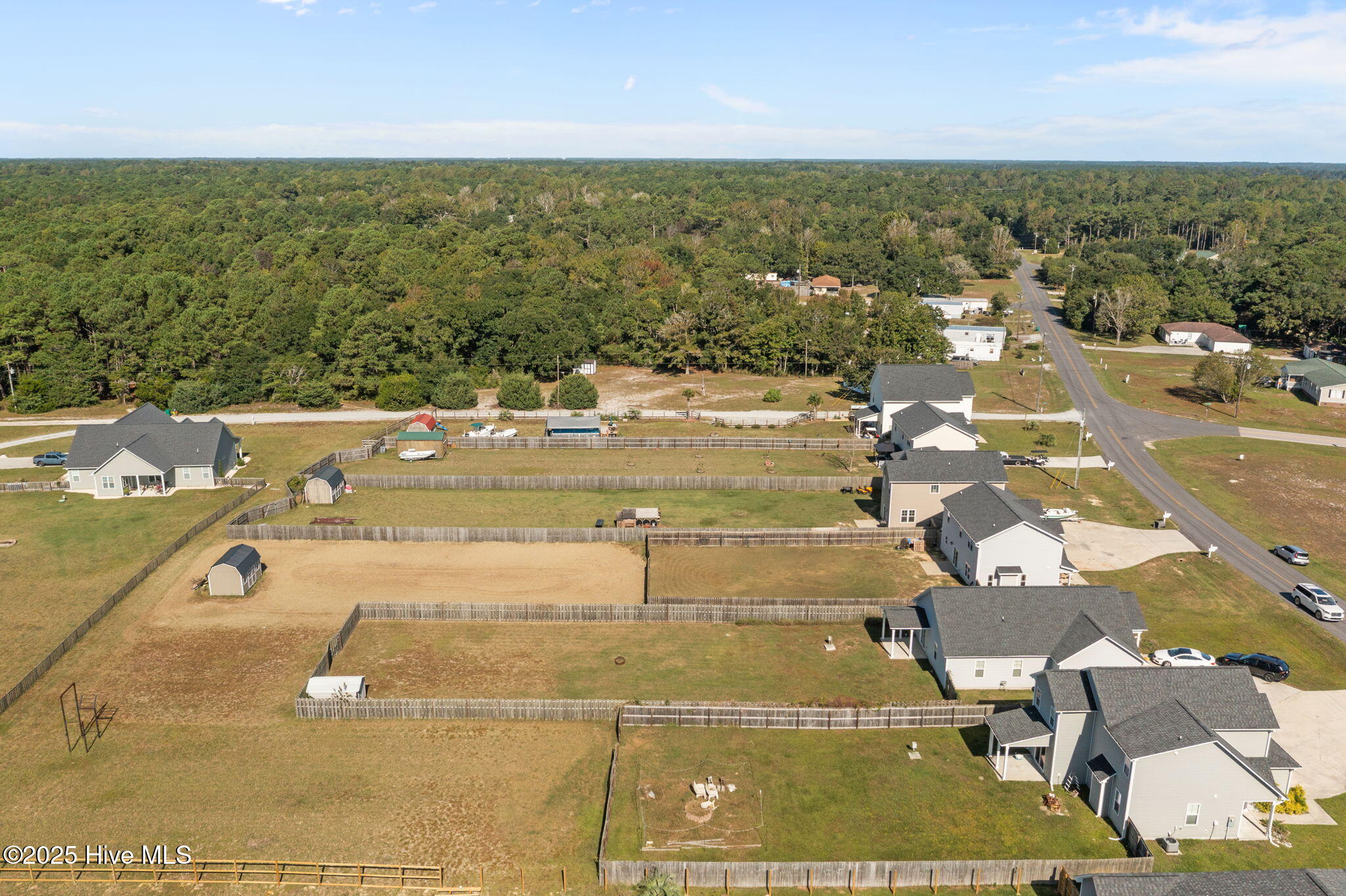 100541935 | Photo 41