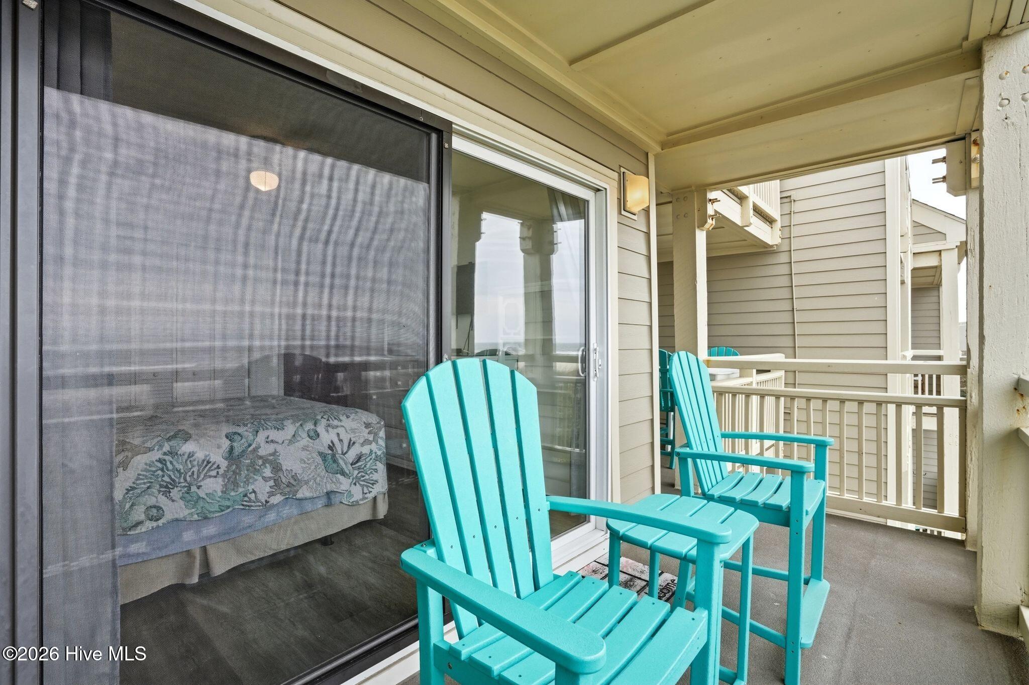 100557699 | Photo 23