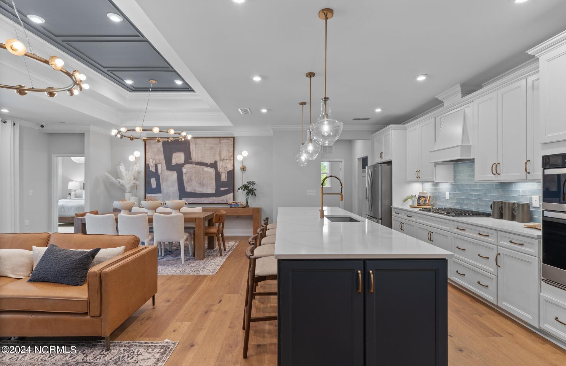 100535007 | Photo 10