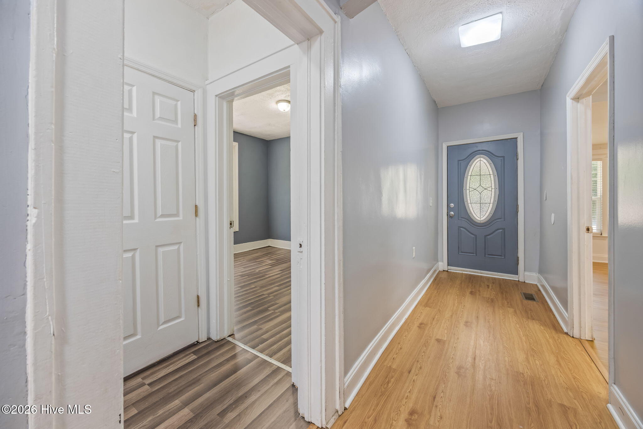 15-web-or-mls-1917 Haynie Drive-41