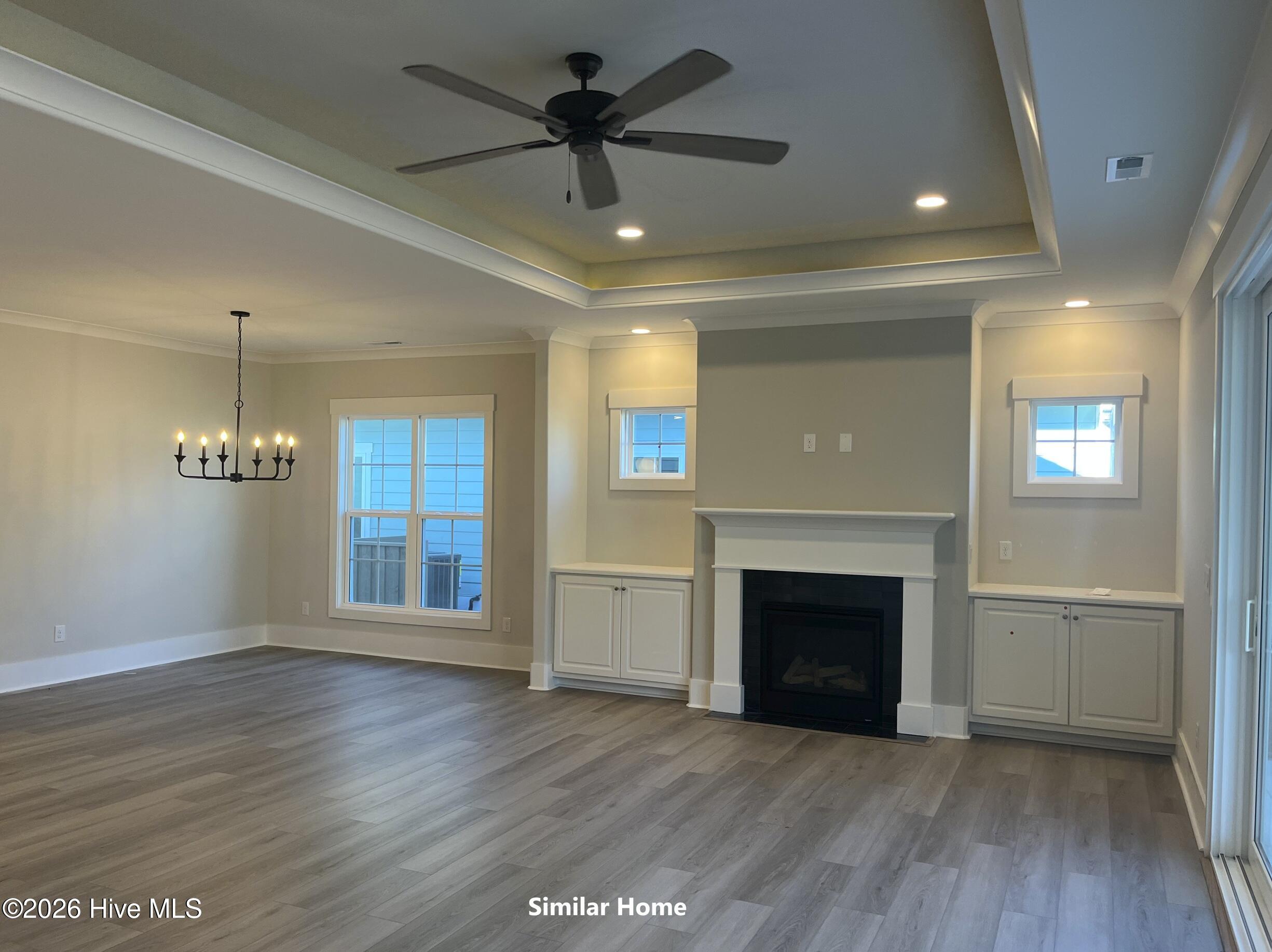 100553760 | Photo 11