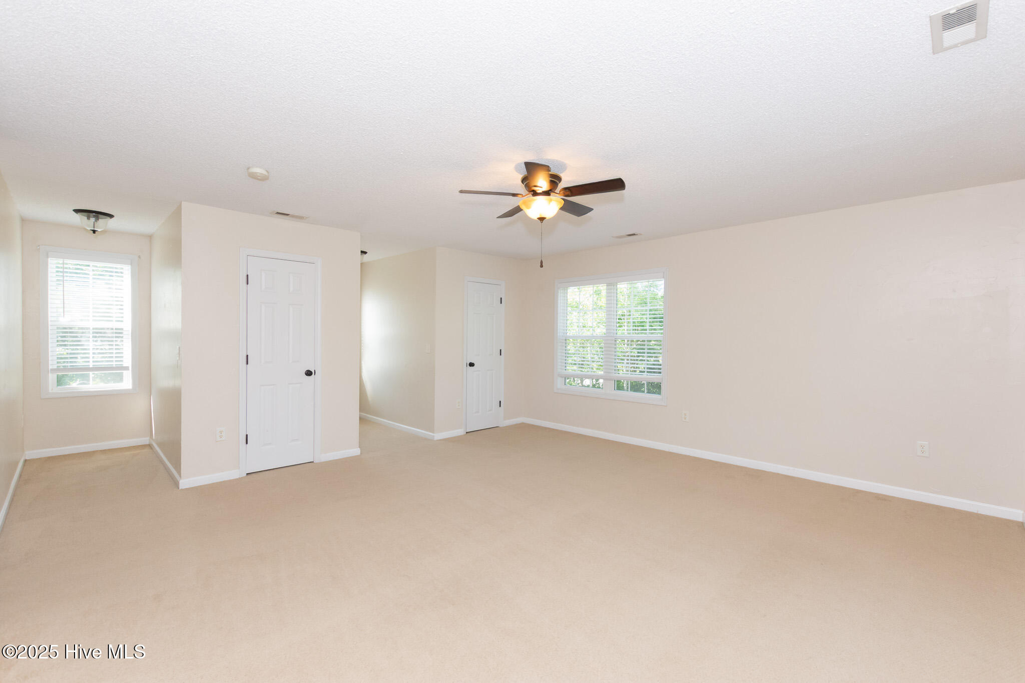 100522001 | Photo 48