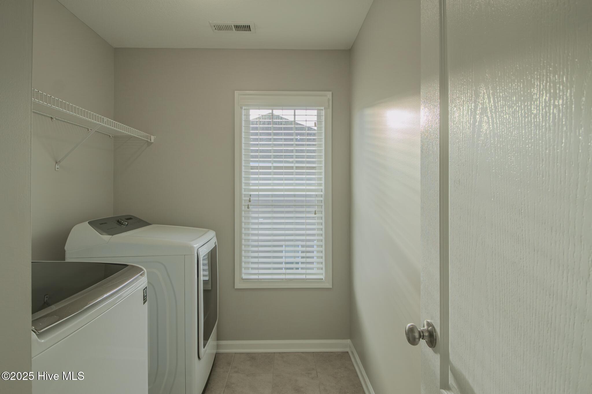 100546466 | Photo 37