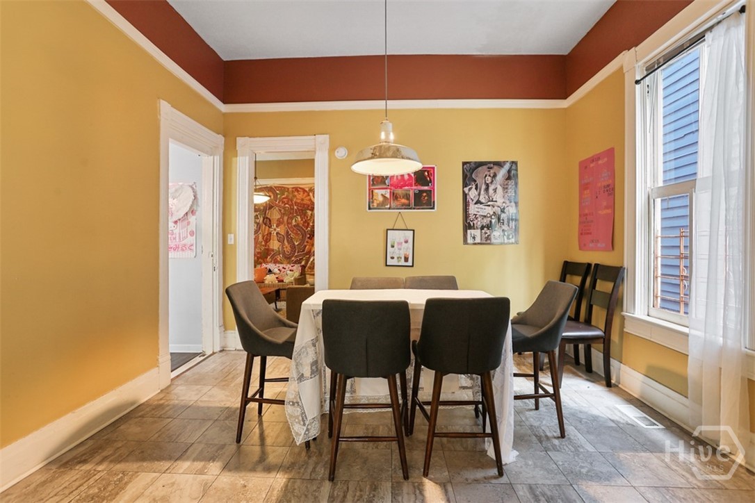 207 W 38th Street