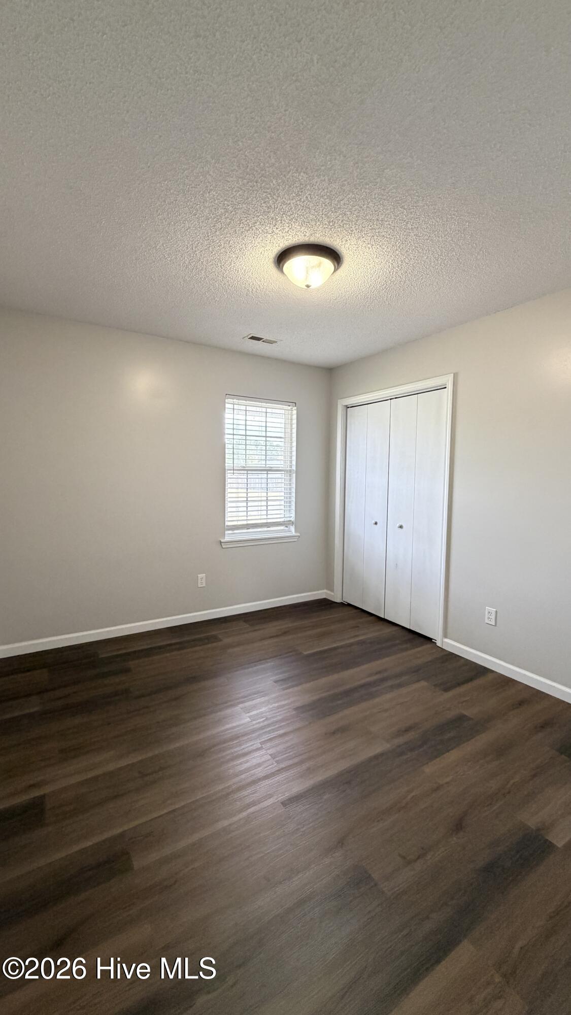 100557684 | Photo 15