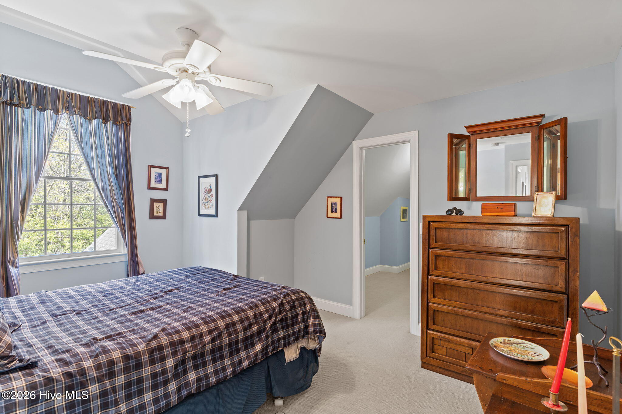 100562124 | Photo 34