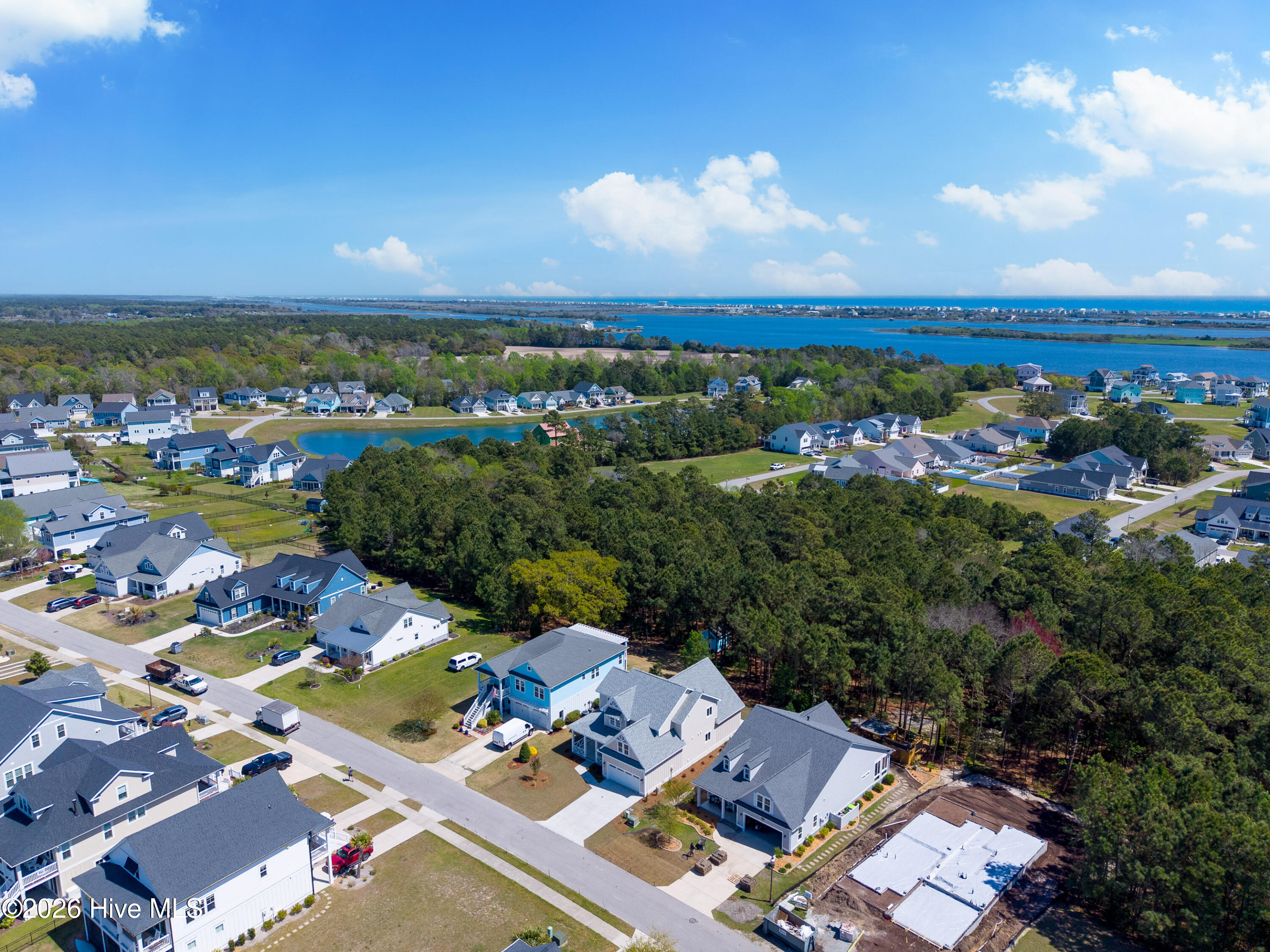 100564913 | Photo 48