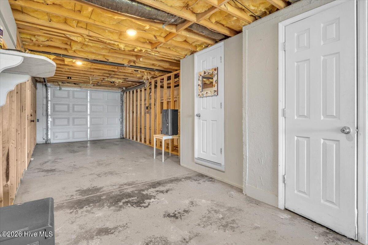 100559850 | Photo 62