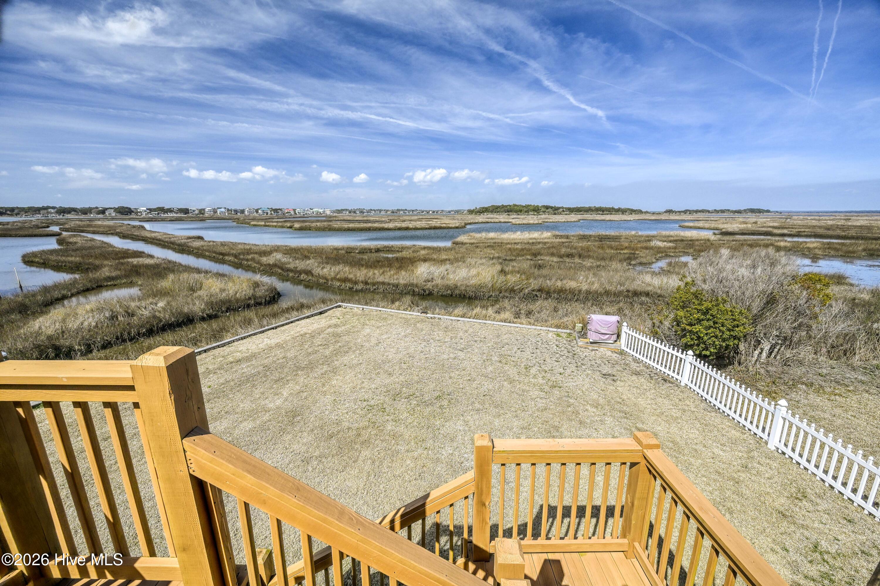 100558069 | Photo 11