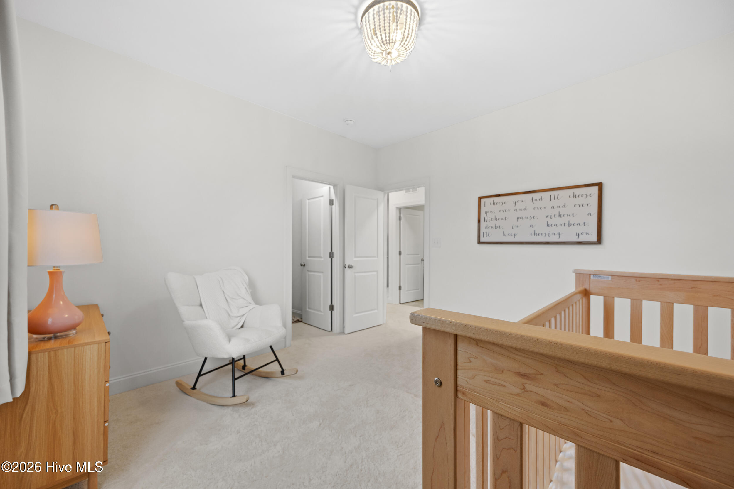 100554590 | Photo 36