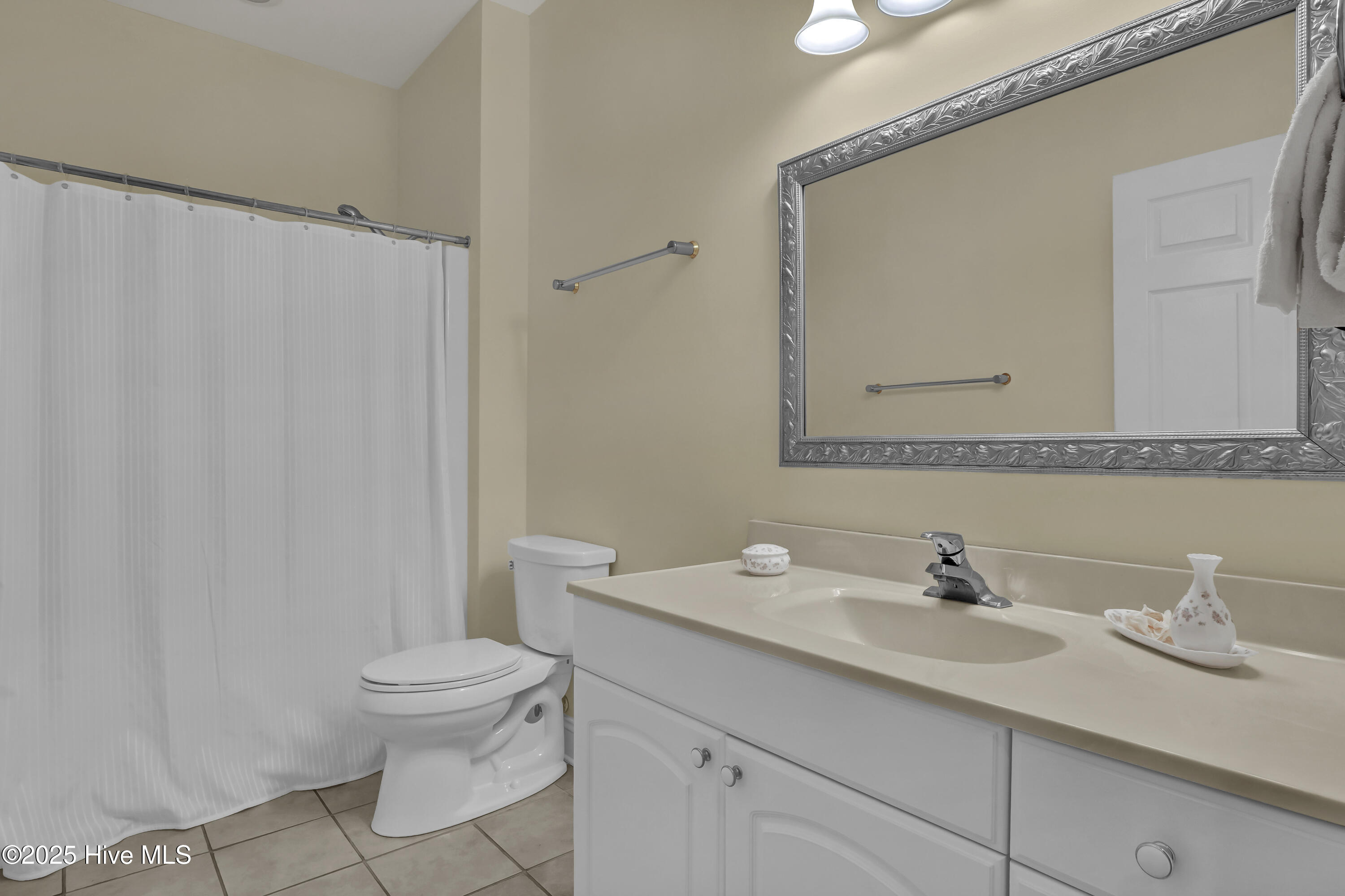 100545756 | Photo 17